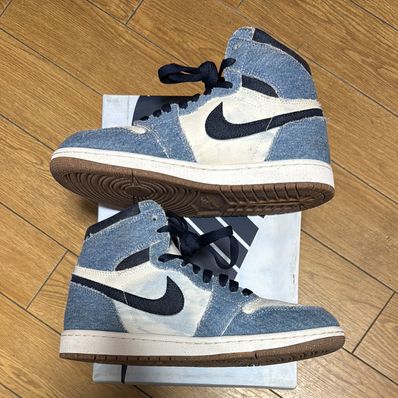 Nike Air Jordan 1 Retro High OG "Denim"