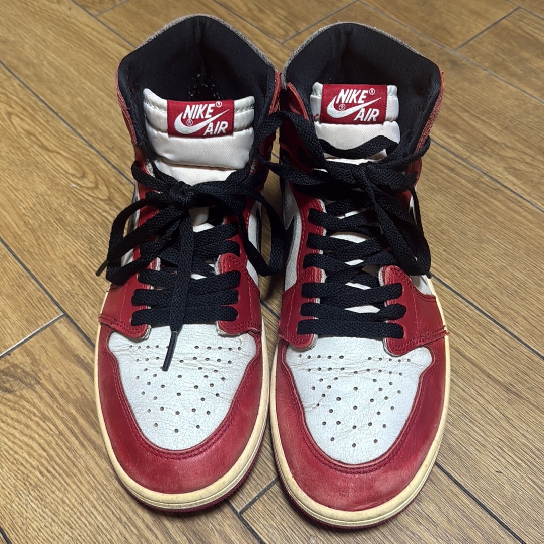 Nike Air Jordan 1 High OG "Lost & Found/Chicago"
