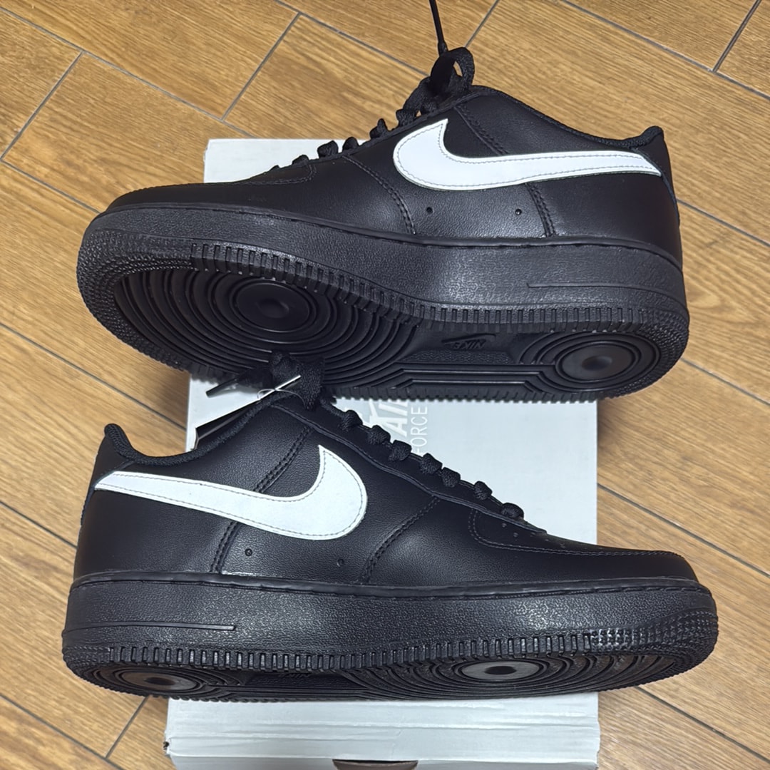 Nike Air Force 1 Low '07 "Black/White"