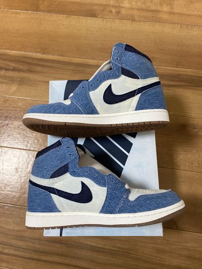 Nike Air Jordan 1 Retro High OG "Denim"