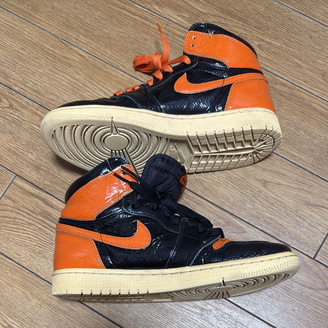 Air Jordan 1 Low レジェンドミディアムブラウン Nike Wmns Air Jordan 1 MM High “Legend Medium Brown”が国内1