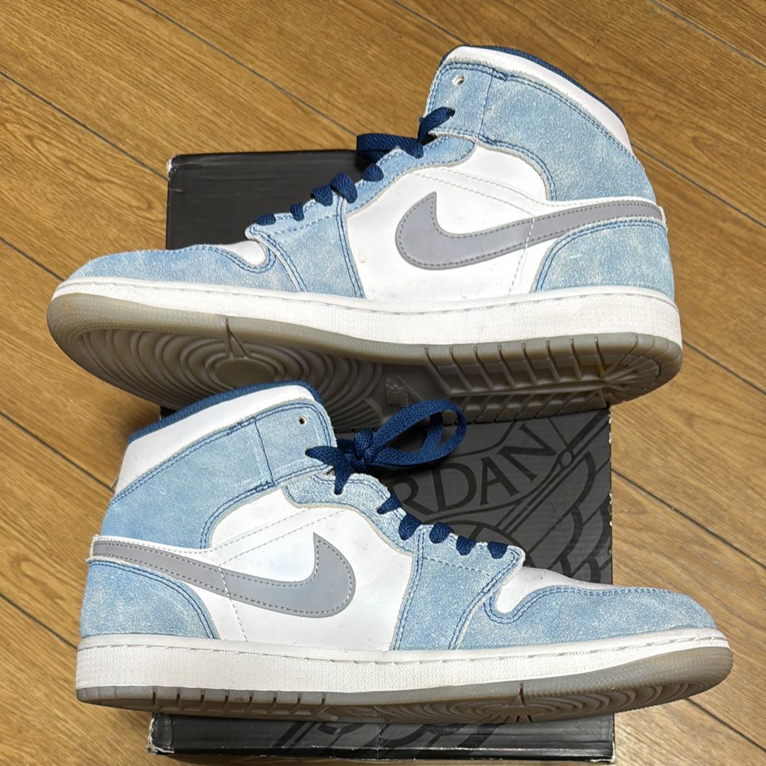 Nike Air Jordan 1 Mid SE "White/Hyper Royal/Red"