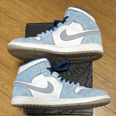 Nike Air Jordan 1 Mid SE "White/Hyper Royal/Red"