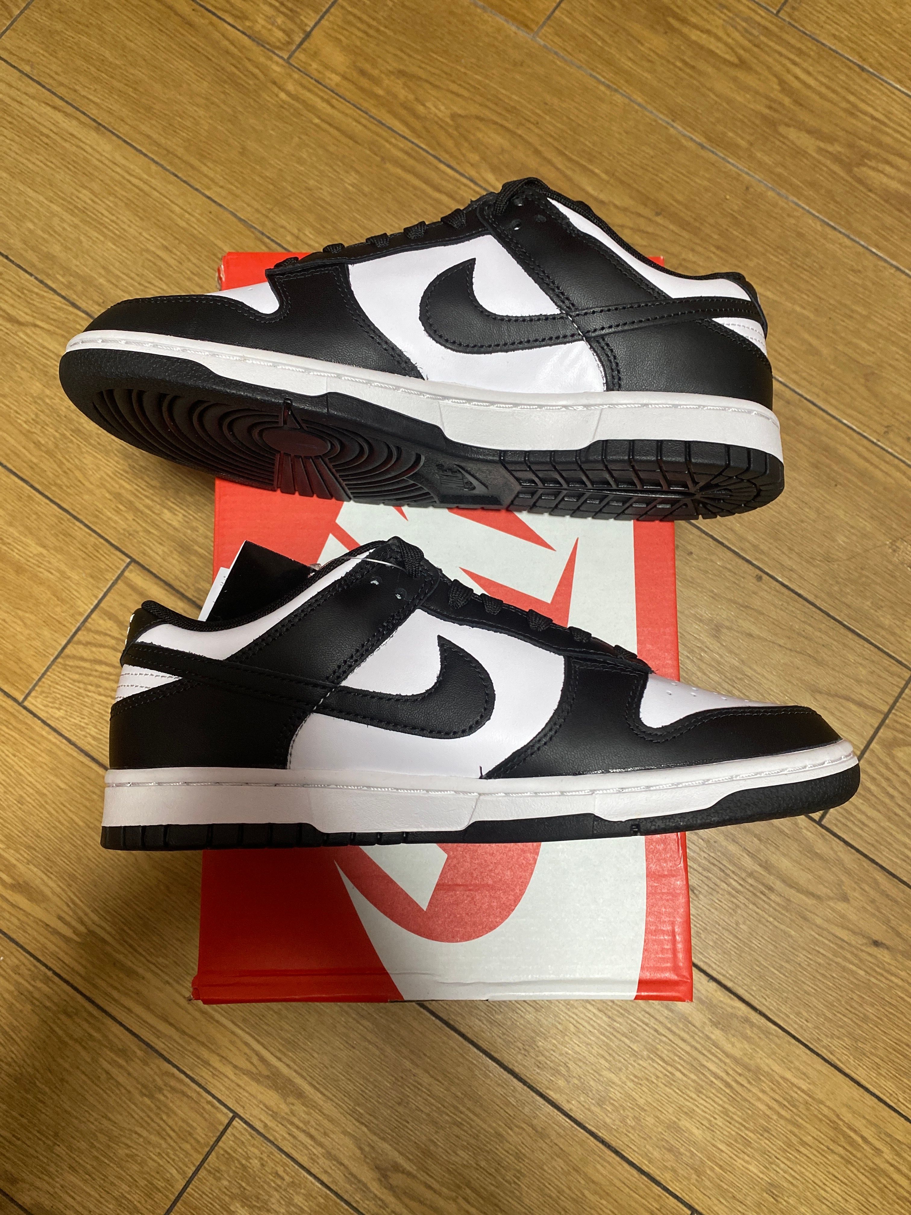 Nike Dunk Low Retro "Panda/White/Black"