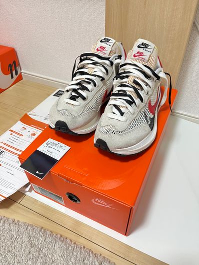 sacai × Nike Vapor Waffle "Royal Fuchsia"