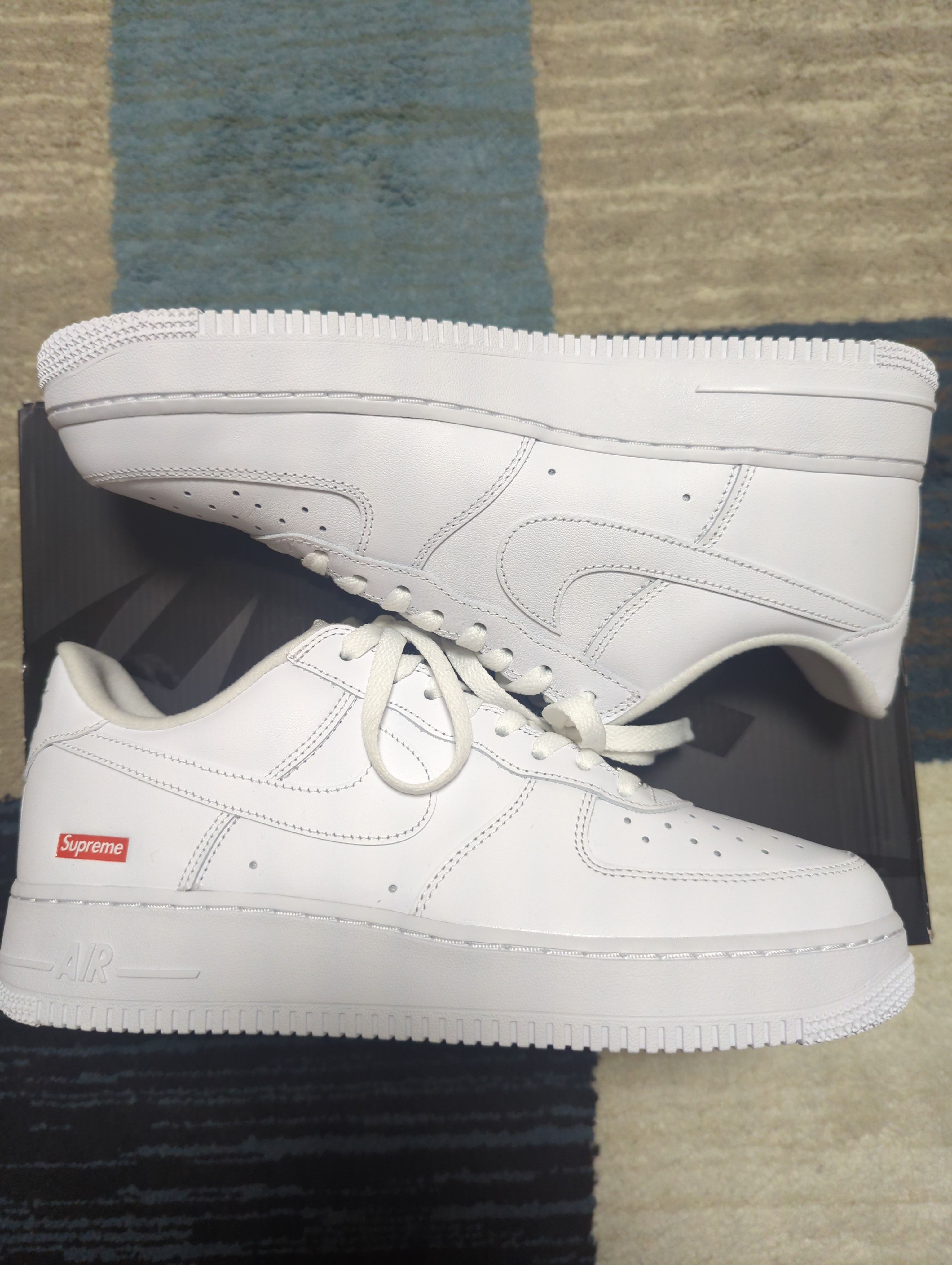 Supreme × Nike Air Force 1 Low "White"