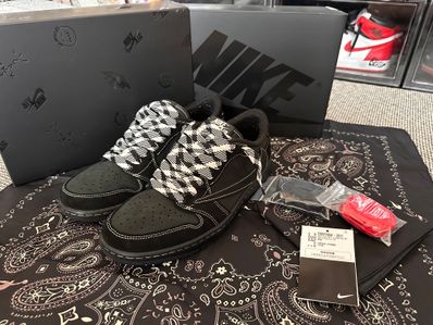Travis Scott × Nike Air Jordan 1 Low OG SP "Black Phantom"