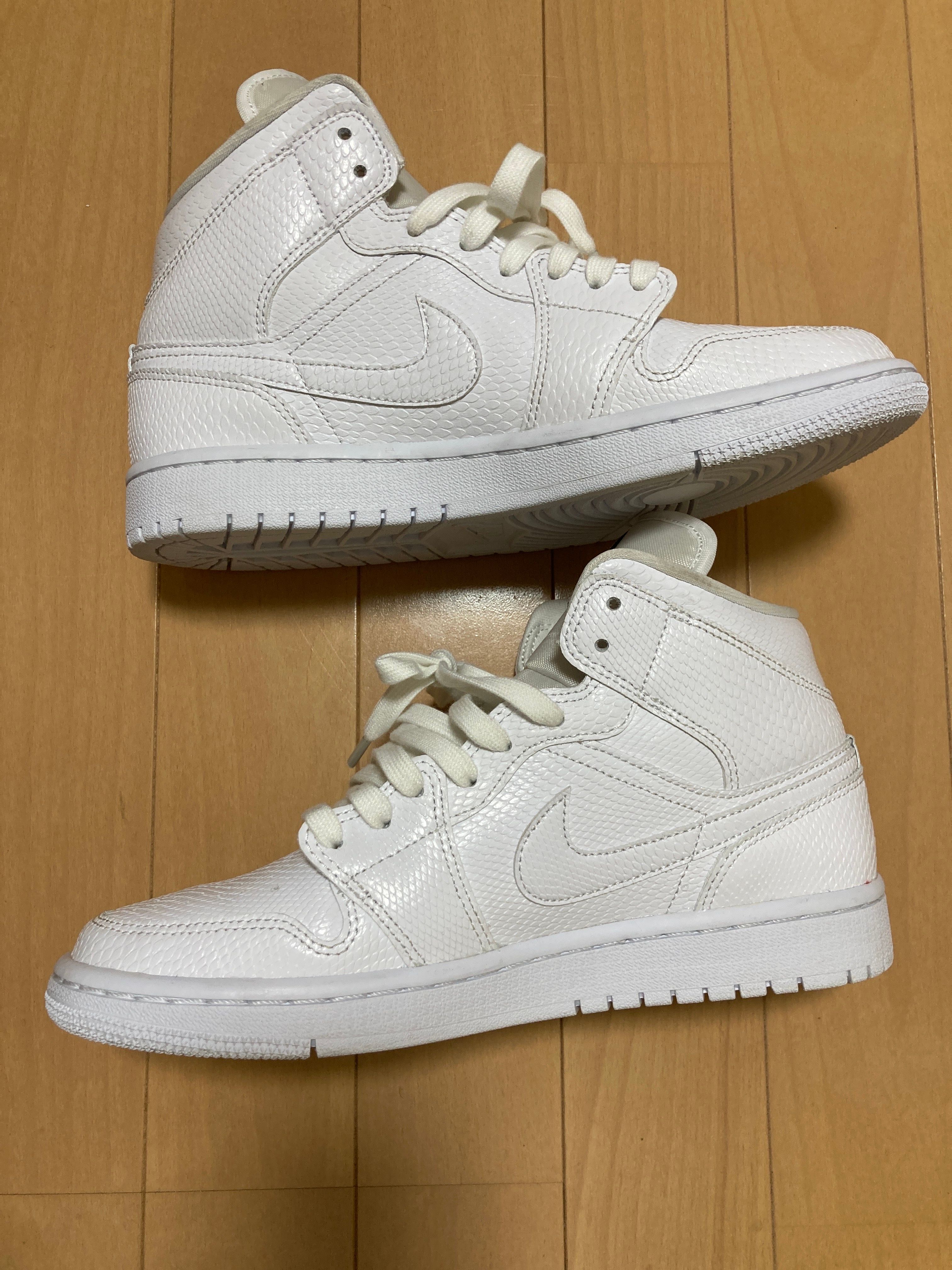 Nike Women's Air Jordan 1 Mid "Snake Skin"