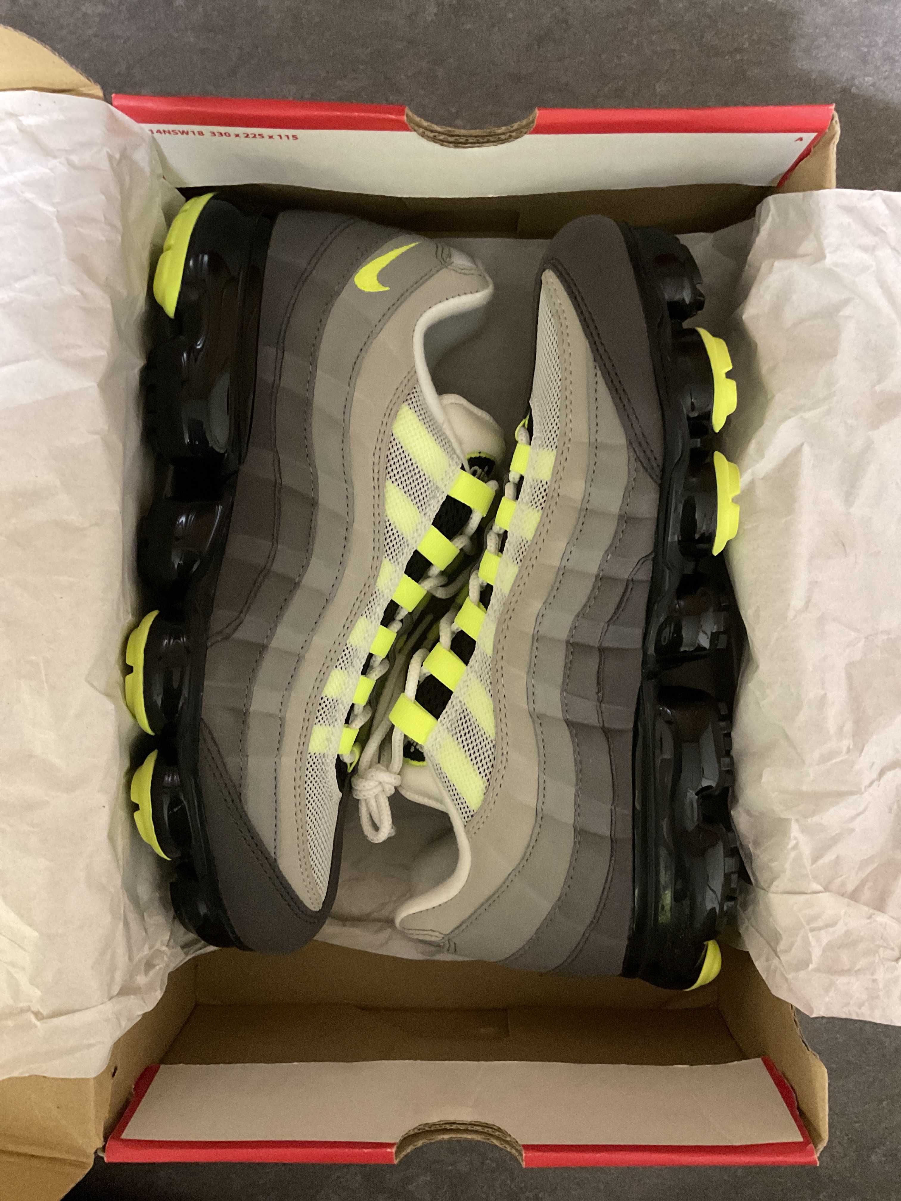 Nike Air Vapormax 95 "Neon"