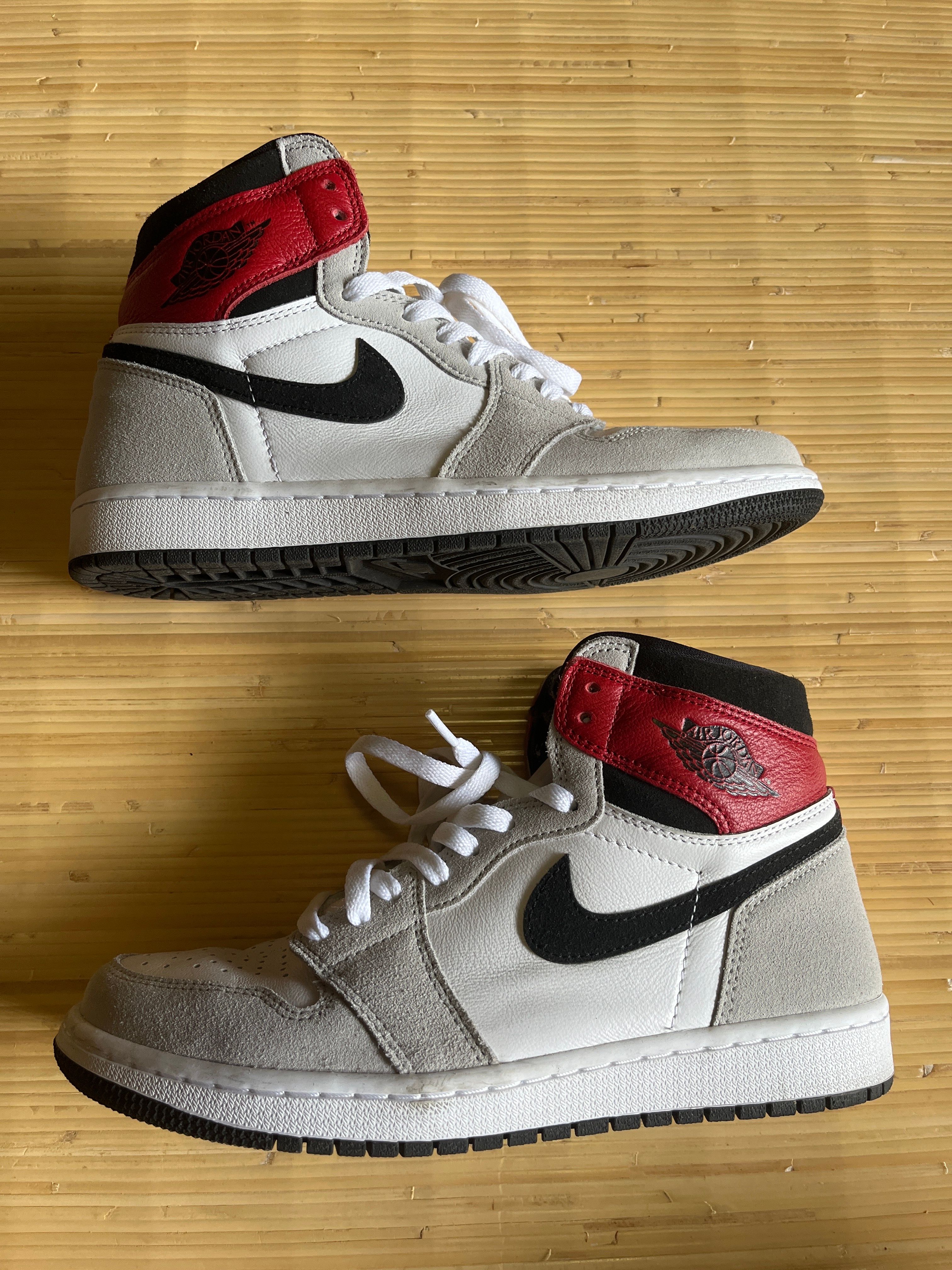 Nike Air Jordan 1 High OG "White/Black/Light Smoke Grey"