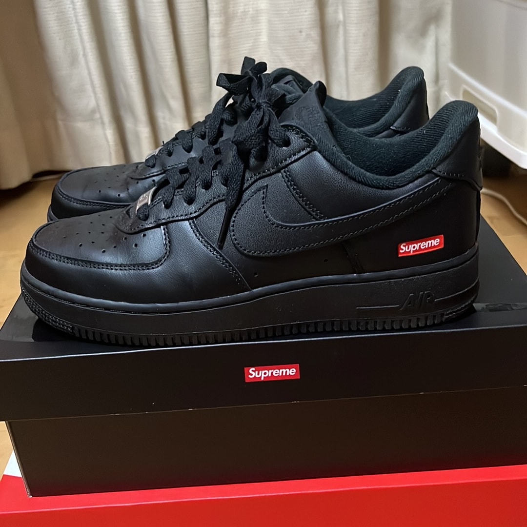 Supreme × Nike Air Force 1 Low "Black"