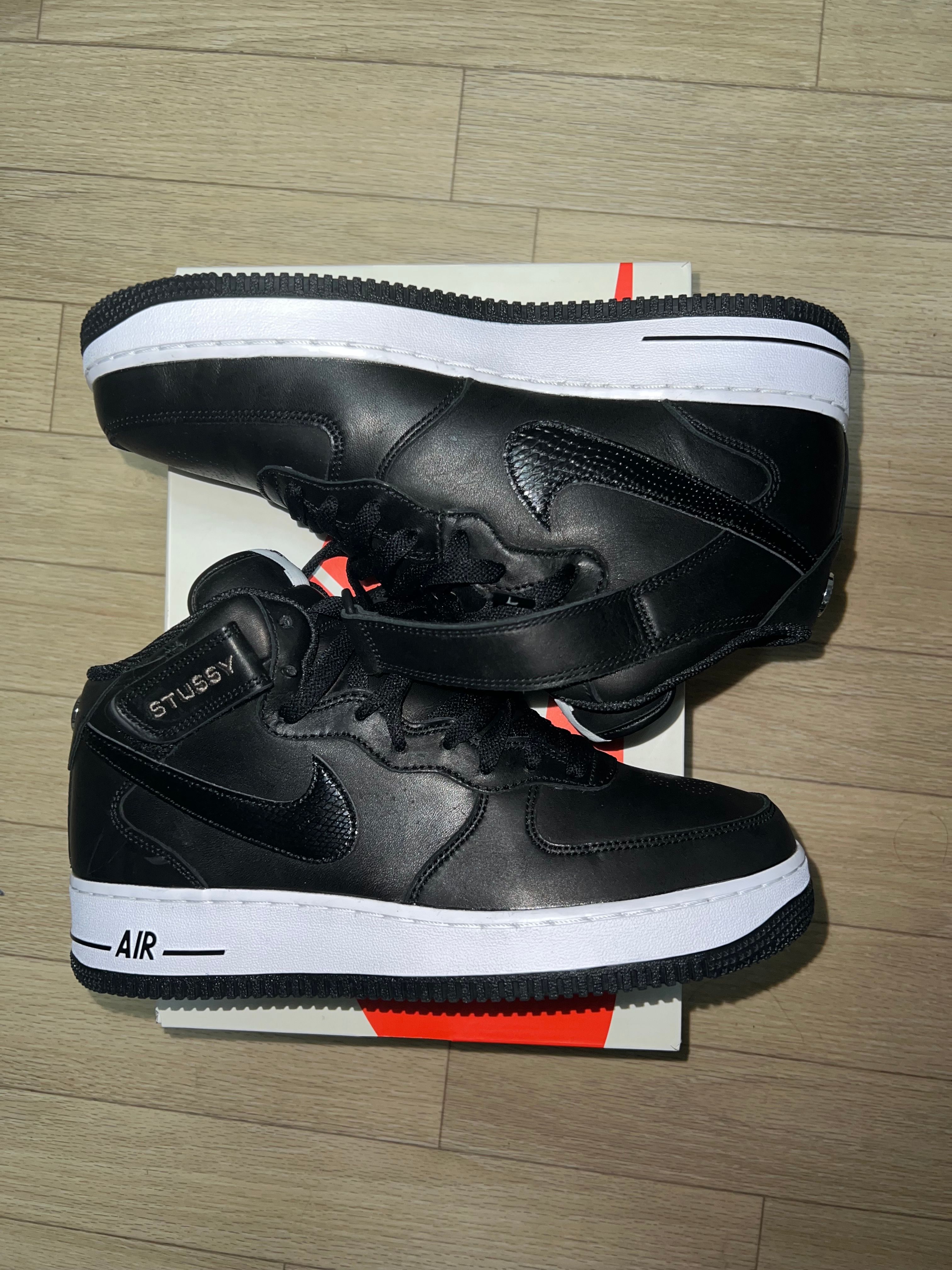 Stussy × Nike Air Force 1 Mid "Black/Black"