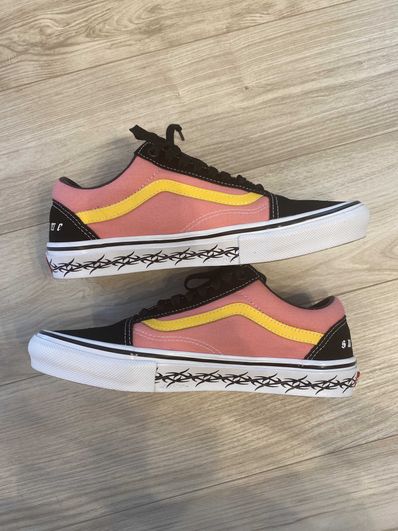 Supreme × Vans Old Skool "Pink"