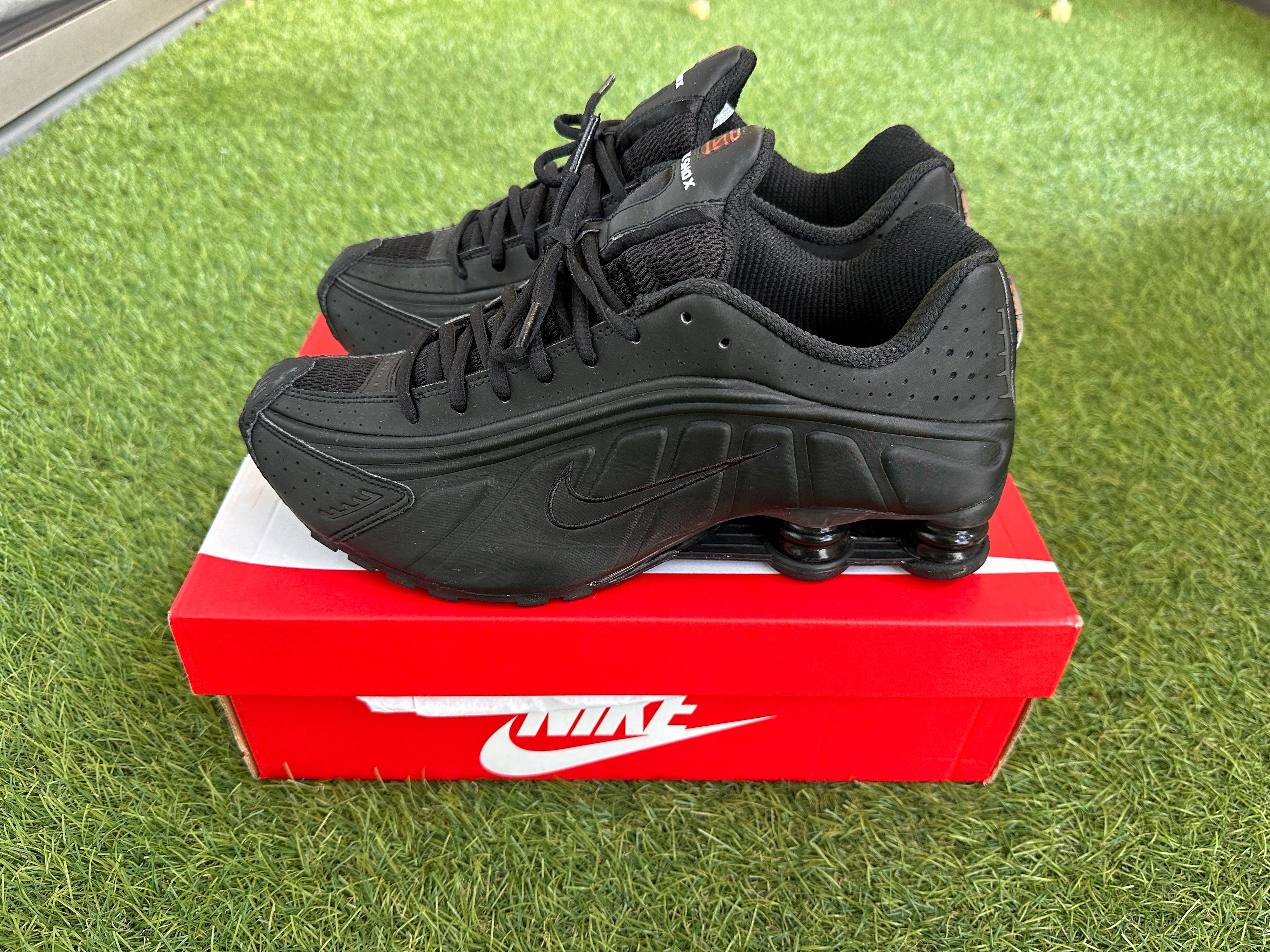 Nike Women's Shox R4 "Black"