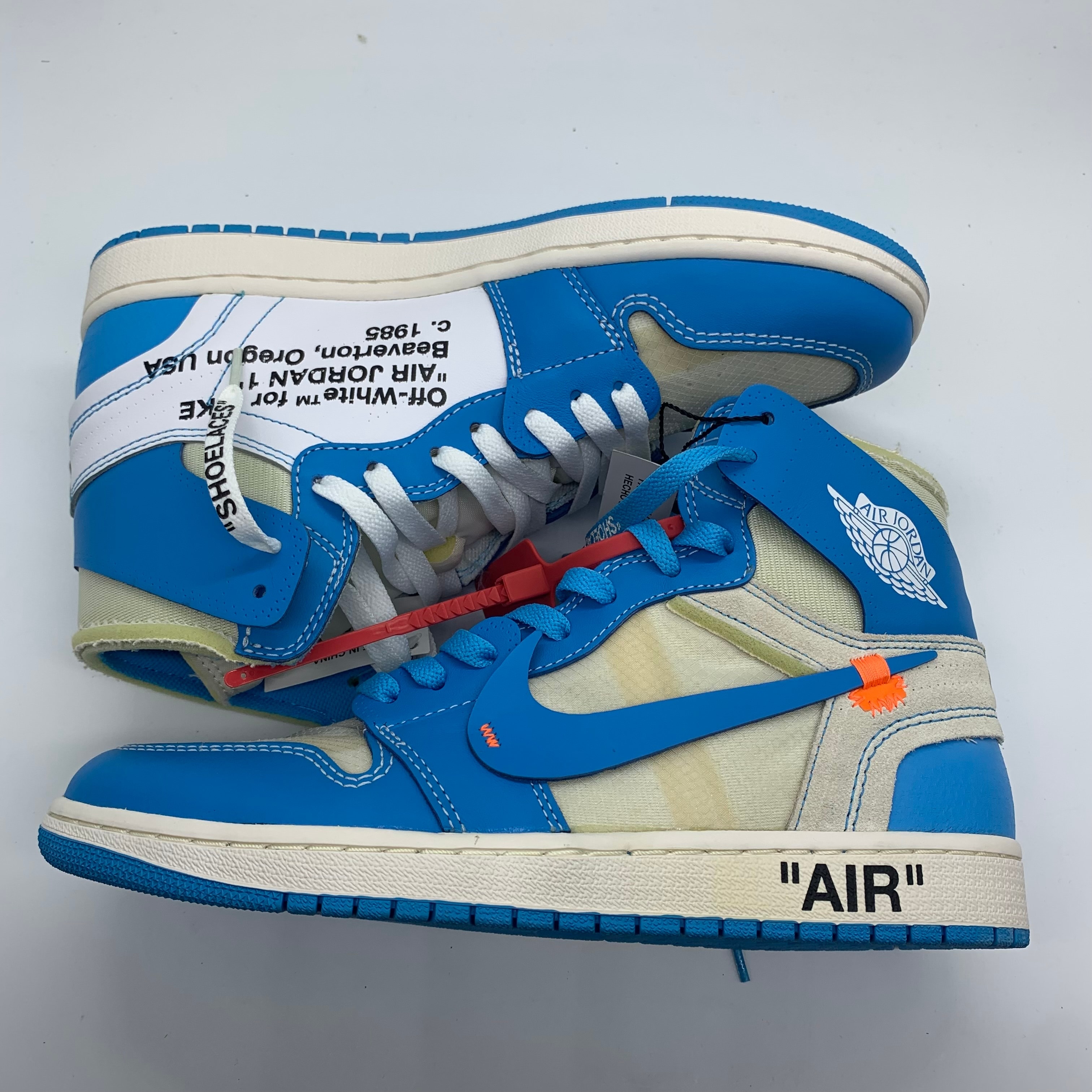 Off-White × Nike Air Jordan 1 High UNC "White/Dark Powder Blue"