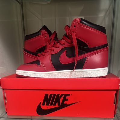 Nike Air Jordan 1 High ’85 "Varsity Red"