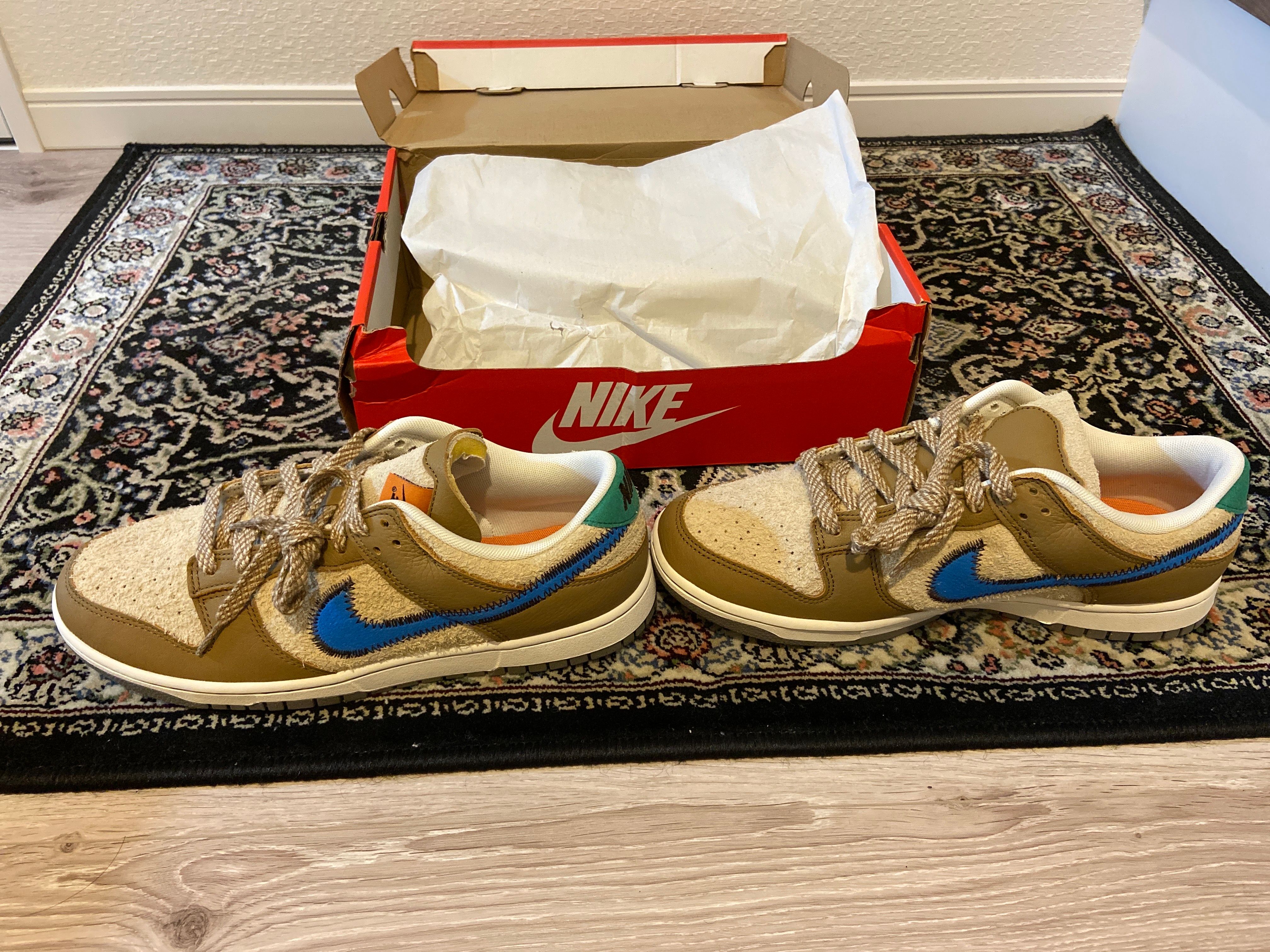 size? × Nike Dunk Low "Dark Driftwood/Photo BlueRattan"