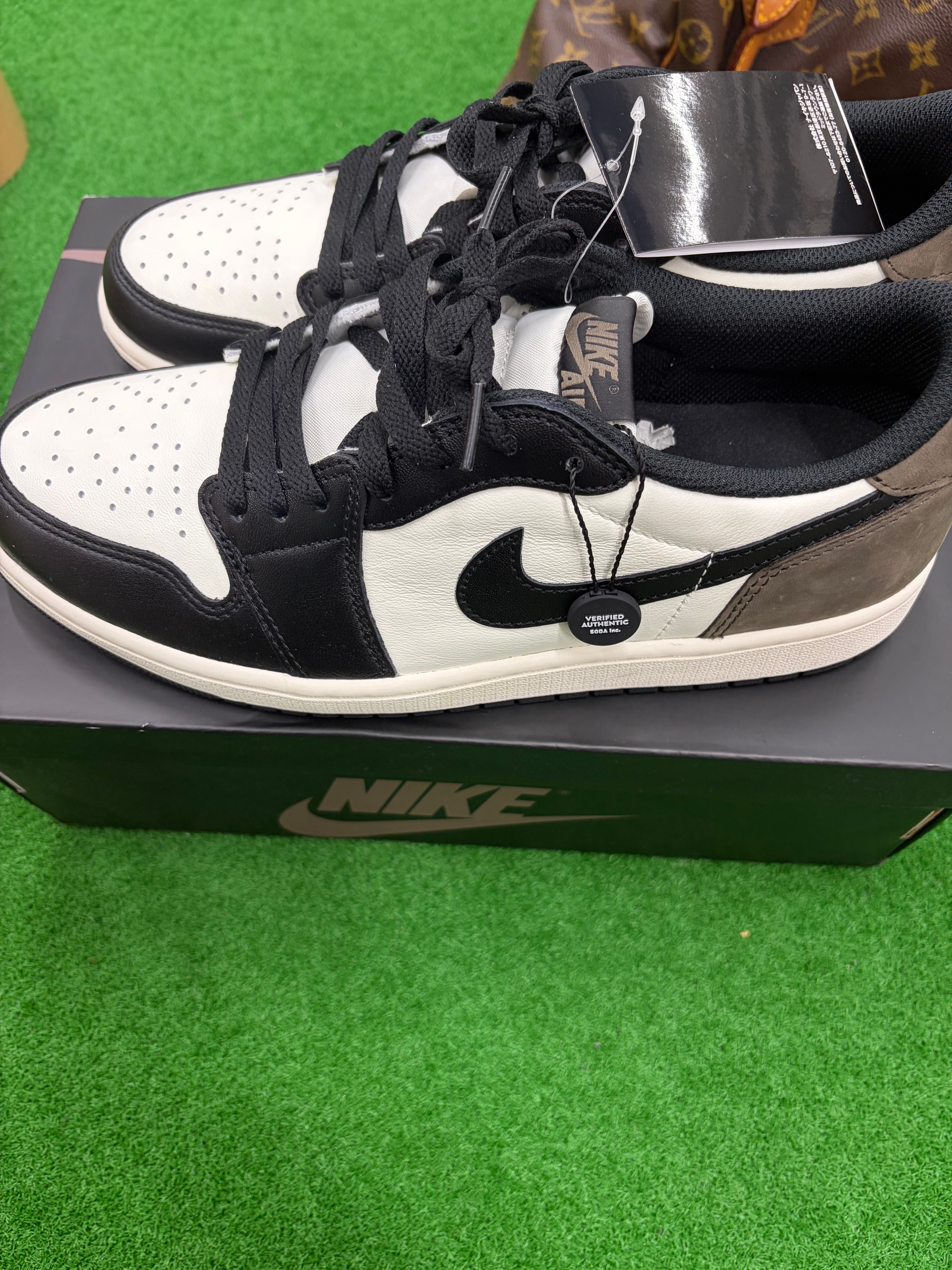 Nike Air Jordan 1 Retro Low OG "Mocha"