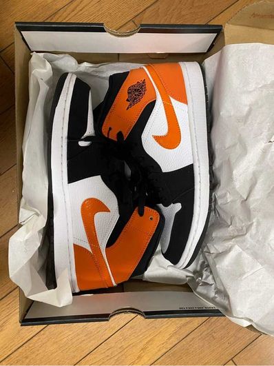 NIKE AIR JORDAN 1 MID "SHATTERED BACKBOARD"