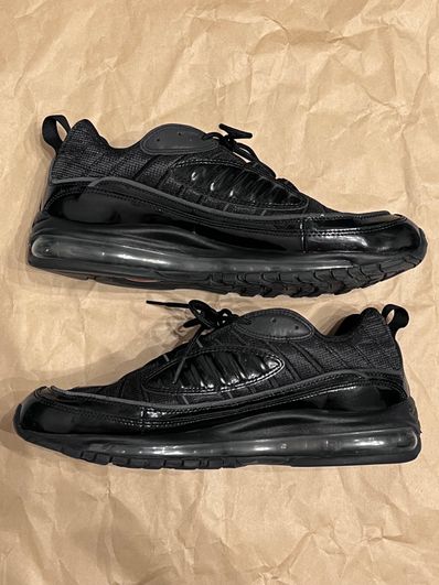 Supreme × Nike Air Max 98 "Black"