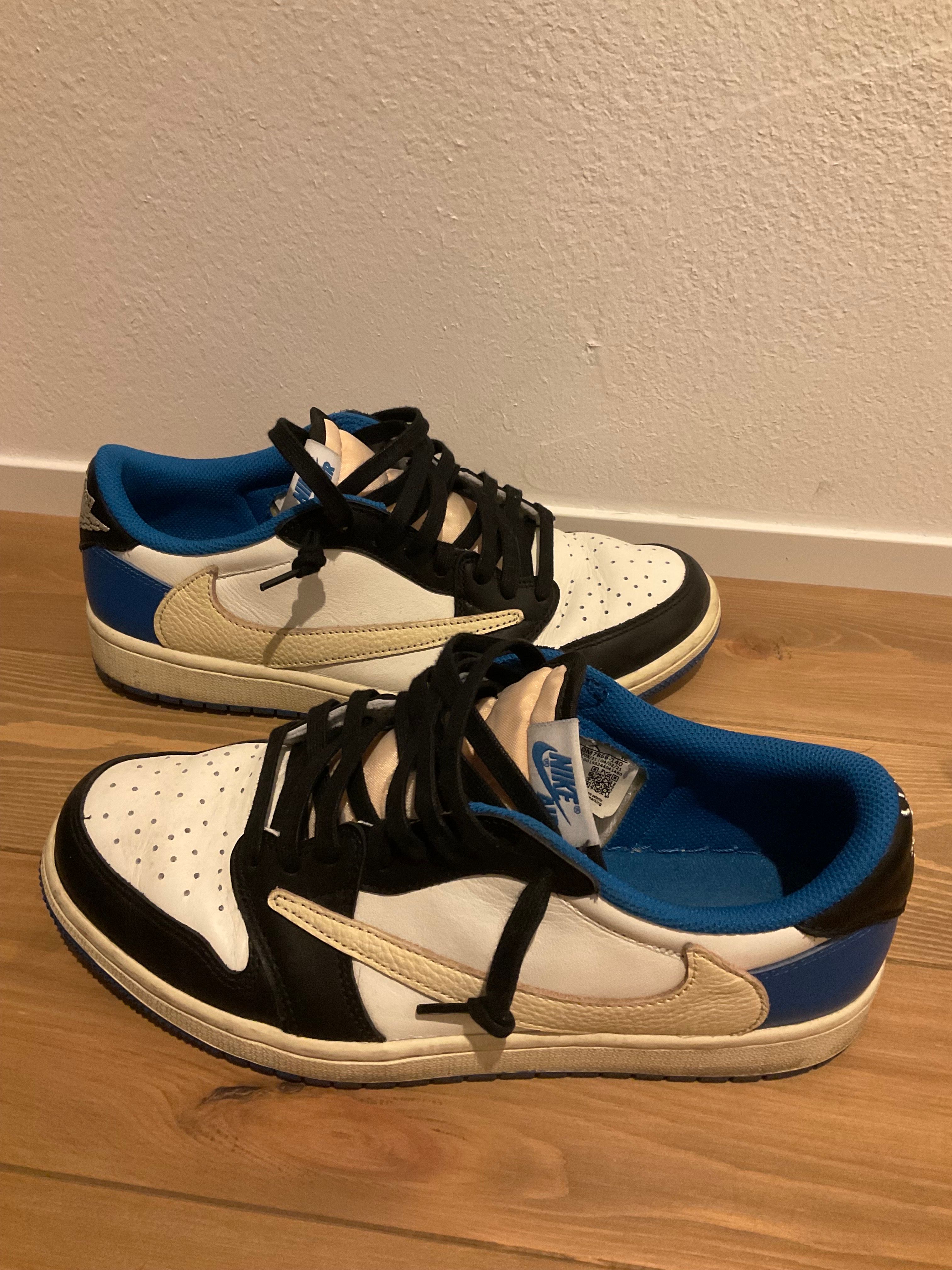 Travis Scott × fragment design × Nike Air Jordan 1 Low OG SP "Military Blue"