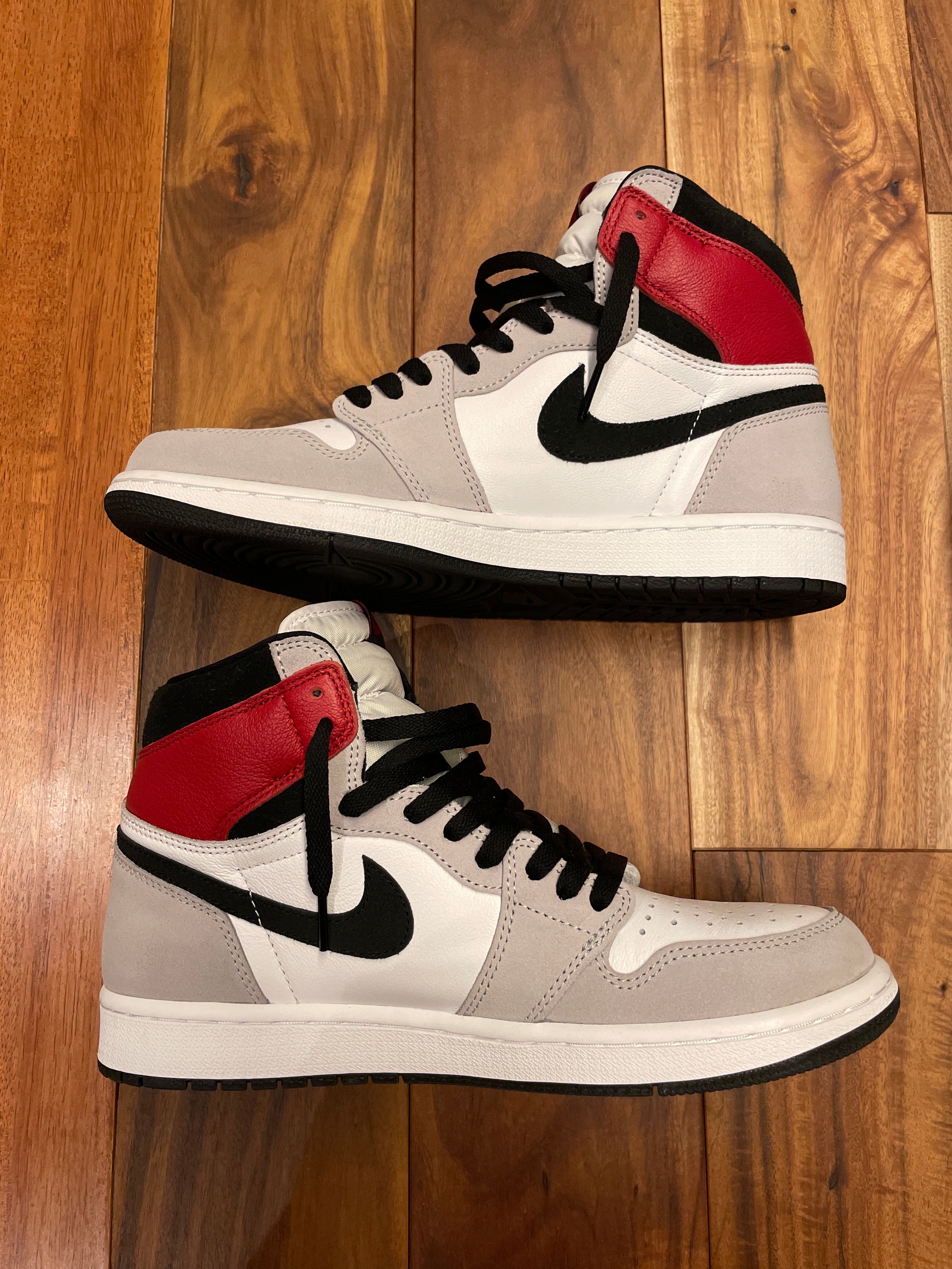 Nike Air Jordan 1 High OG "White/Black/Light Smoke Grey"
