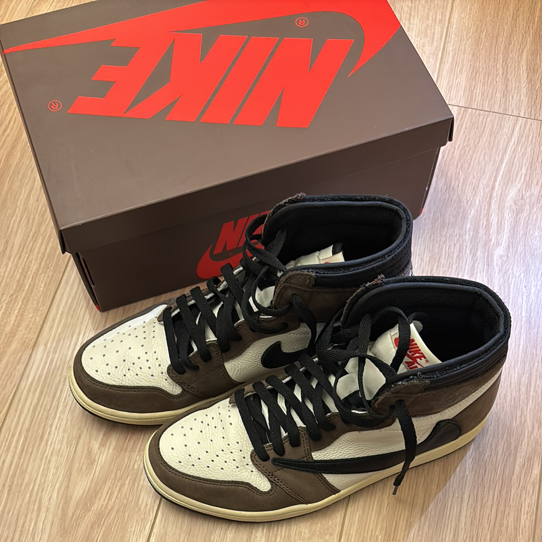 Travis Scott × Nike Air Jordan 1 Retro High OG TS SP "Sail/Dark Mocha"
