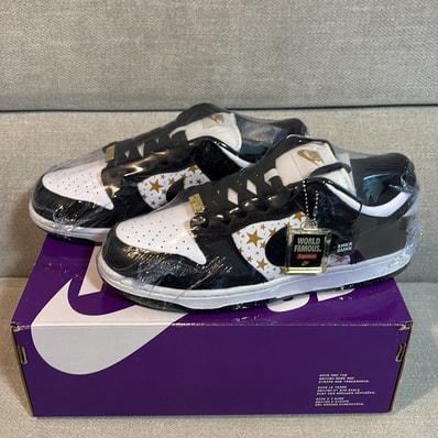 Supreme × Nike SB Dunk Low OG QS Gold Stars "White/Black"