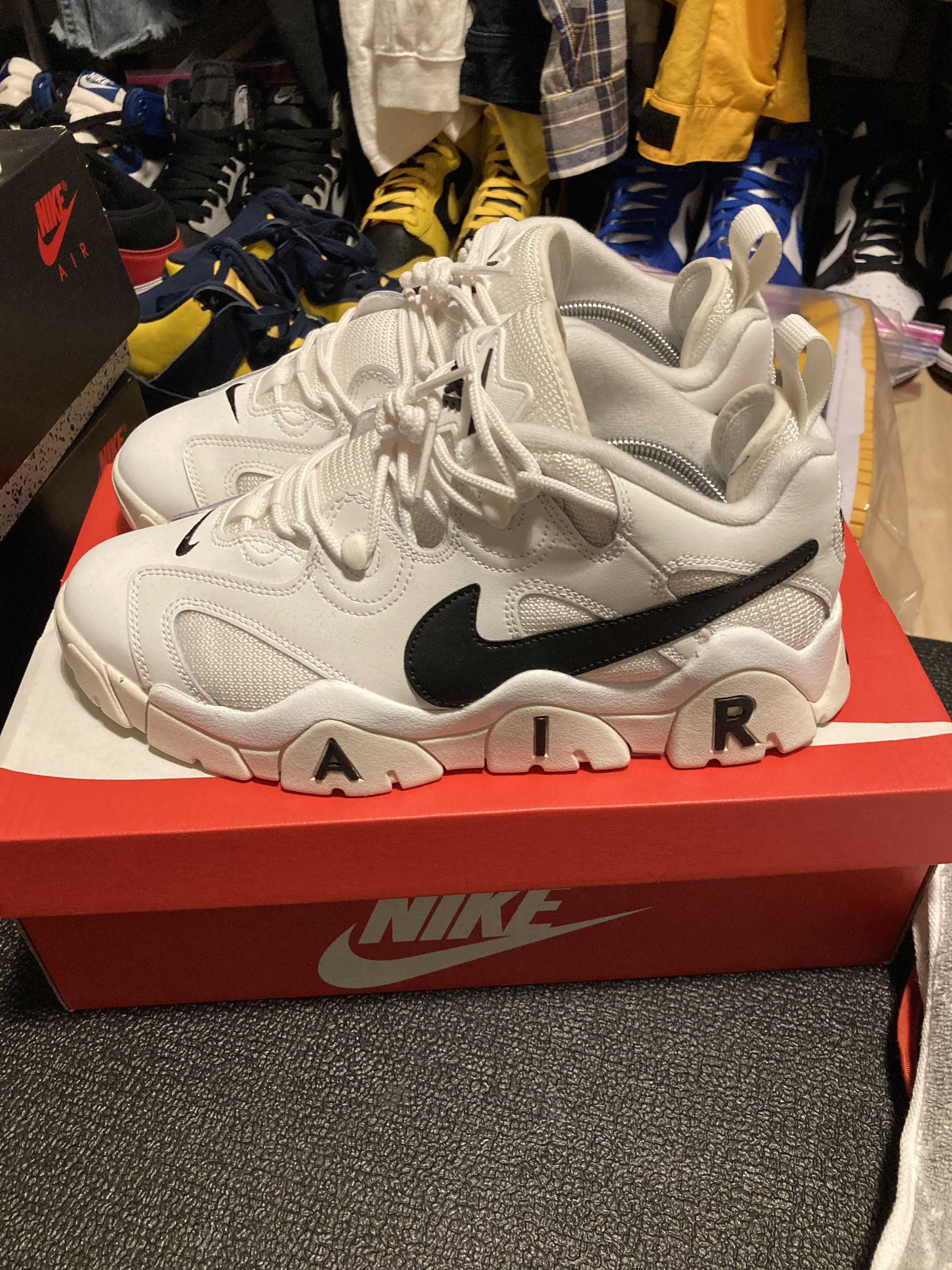 NIKE AIR BARRAGE LOW "WHITE/BLACK"