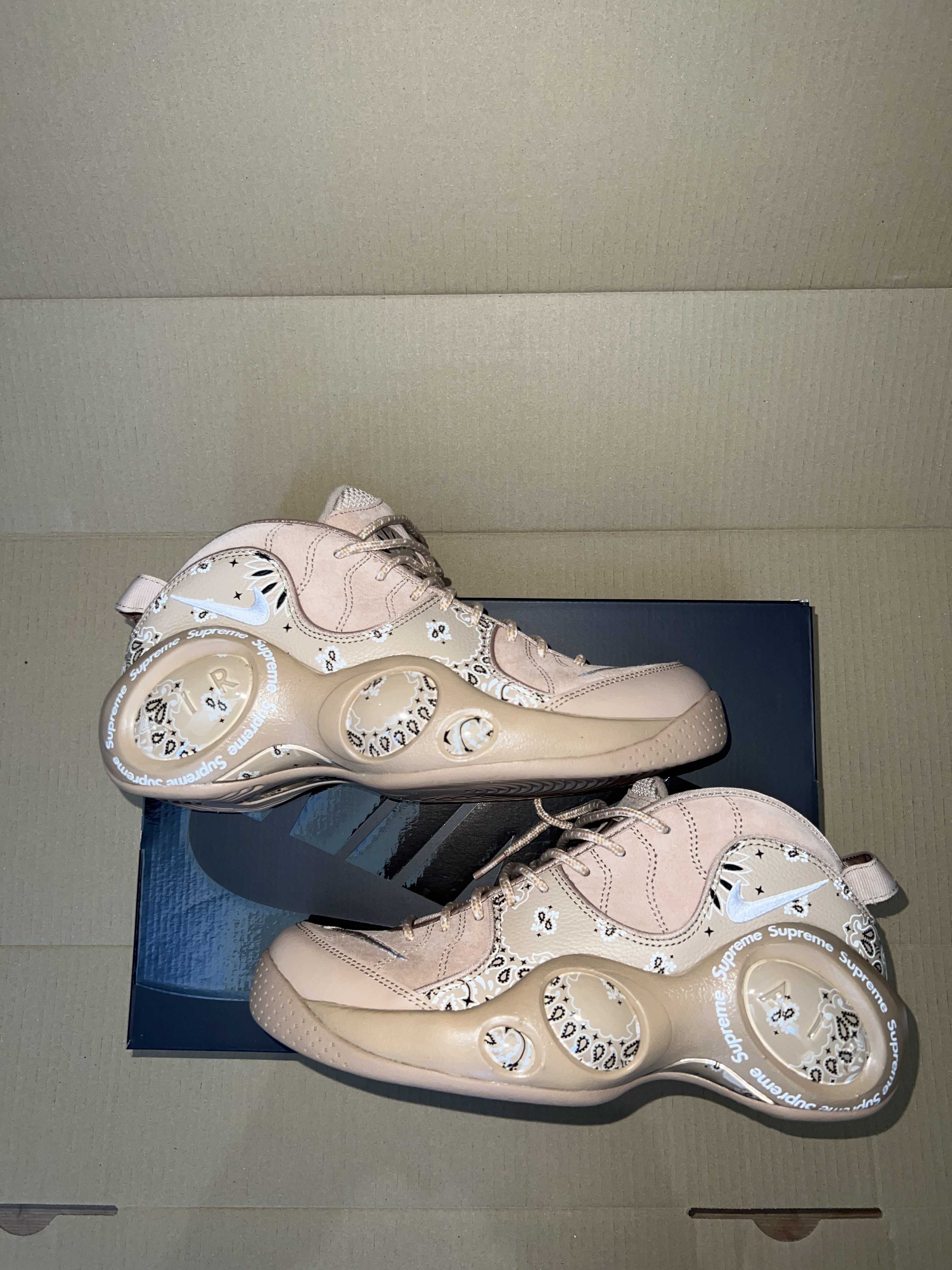 Supreme × Nike Air Zoom Flight 95 SP "Hemp/White"