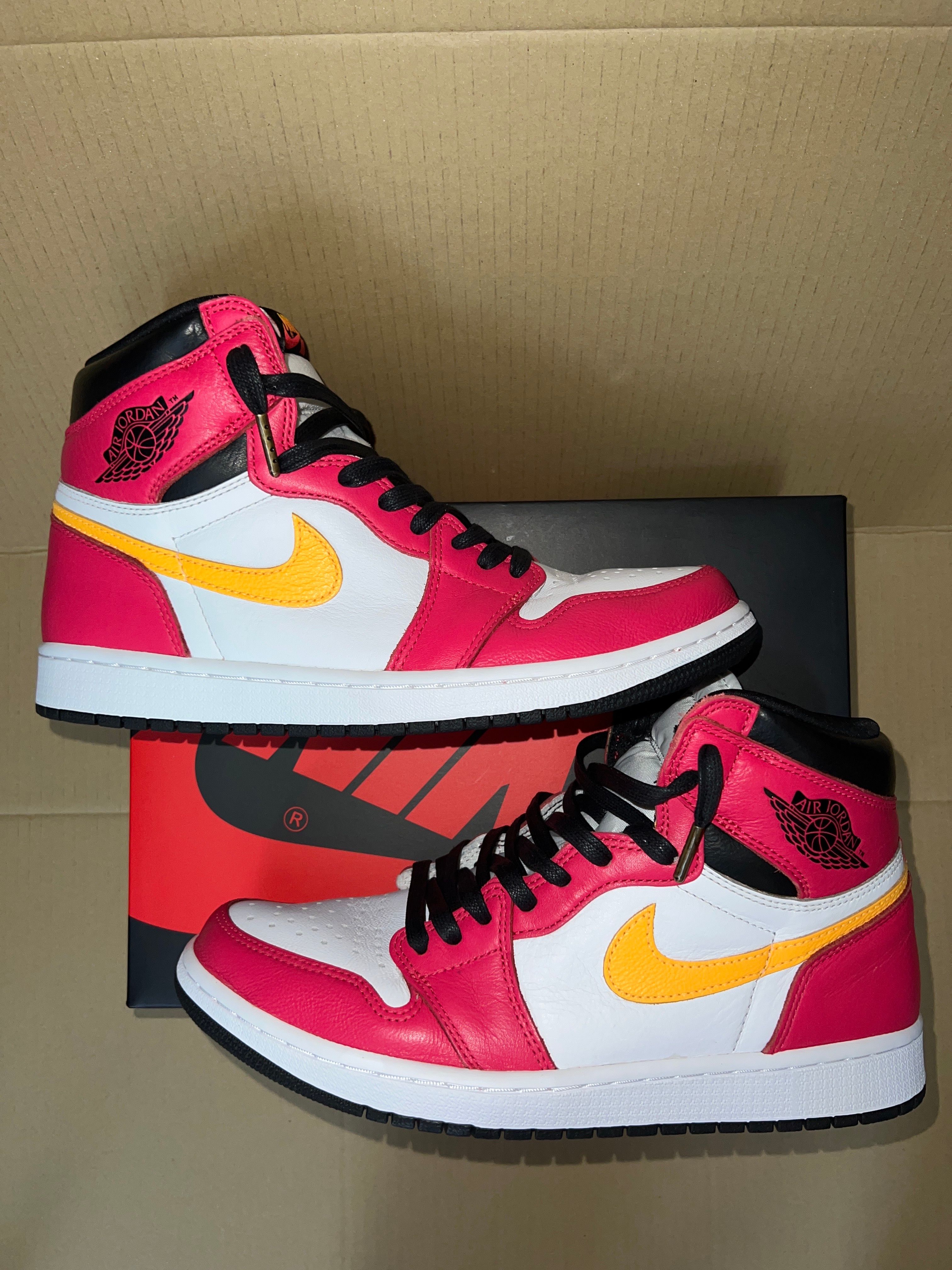 Nike Air Jordan 1 High OG "Light Fusion Red"