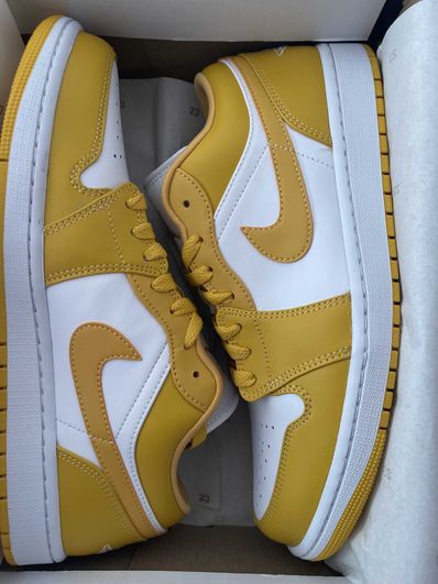 Nike Air Jordan 1 Low "White/Pollen"