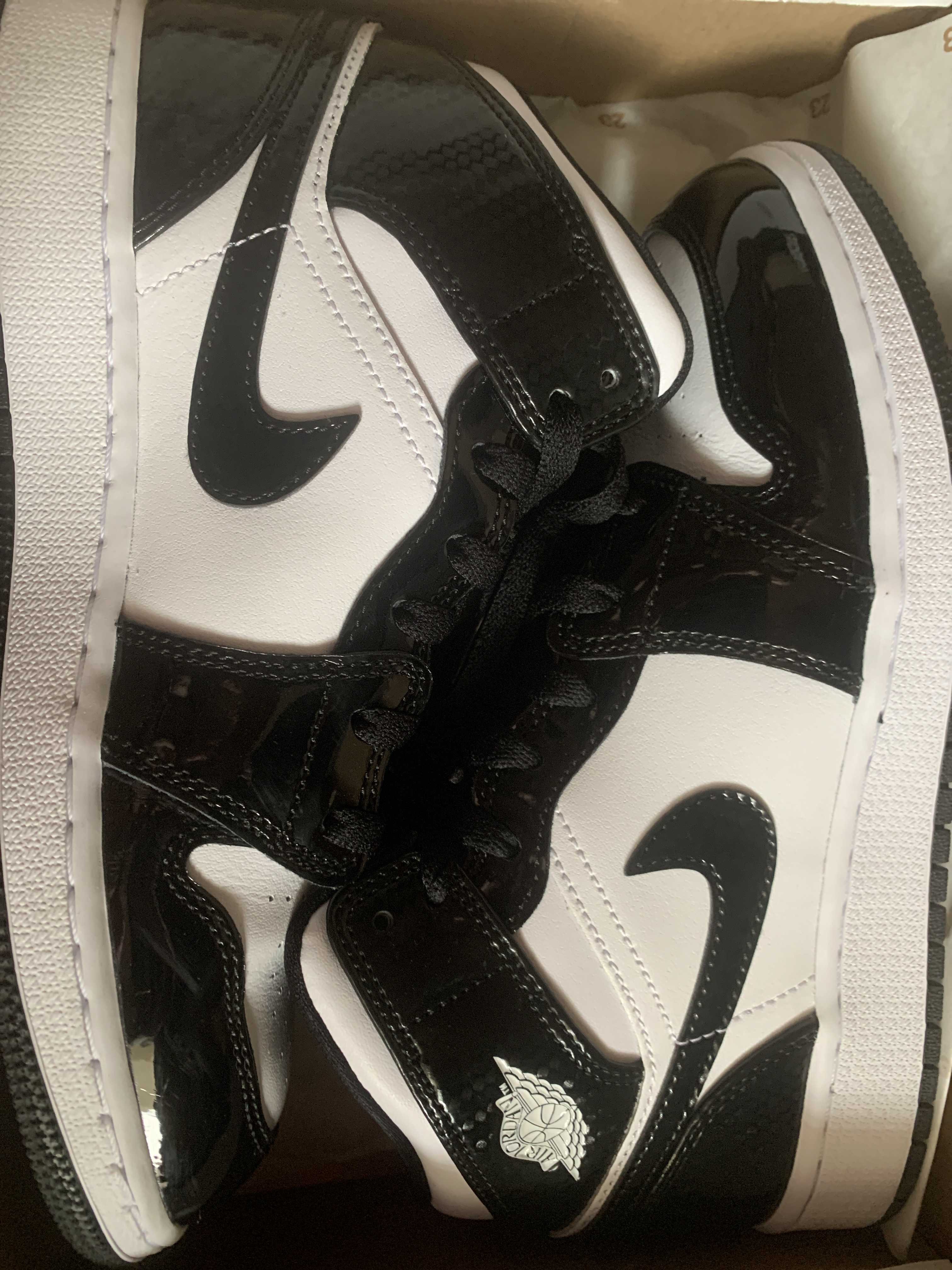 Nike GS Air Jordan 1 Mid SE "All-Star" (2021)