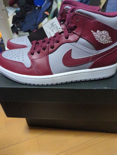 Nike Air Jordan 1 Mid "Team Red"