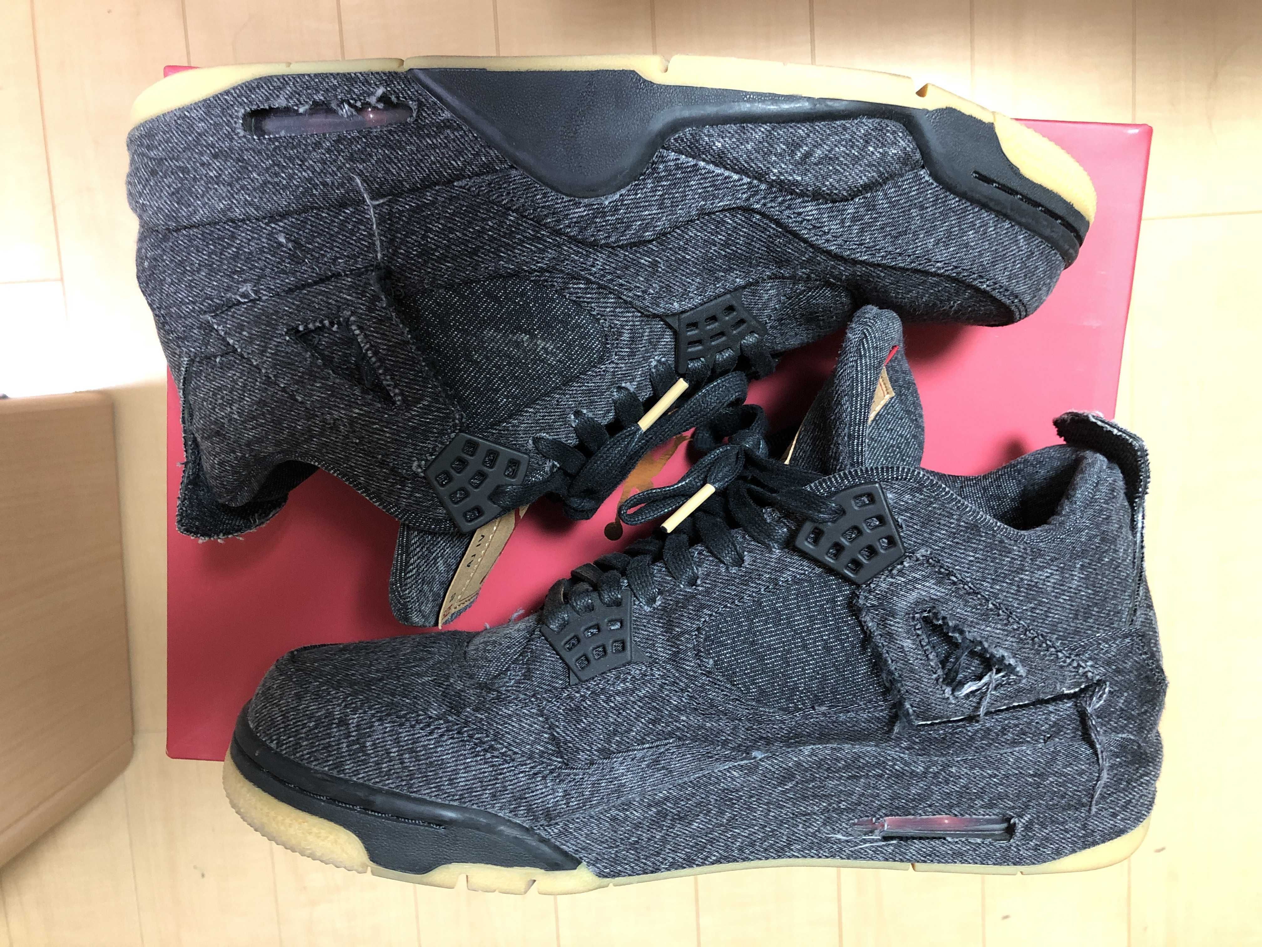 Nike × Levi's Air Jordan 4 "Black Denim" (Tag: ®)