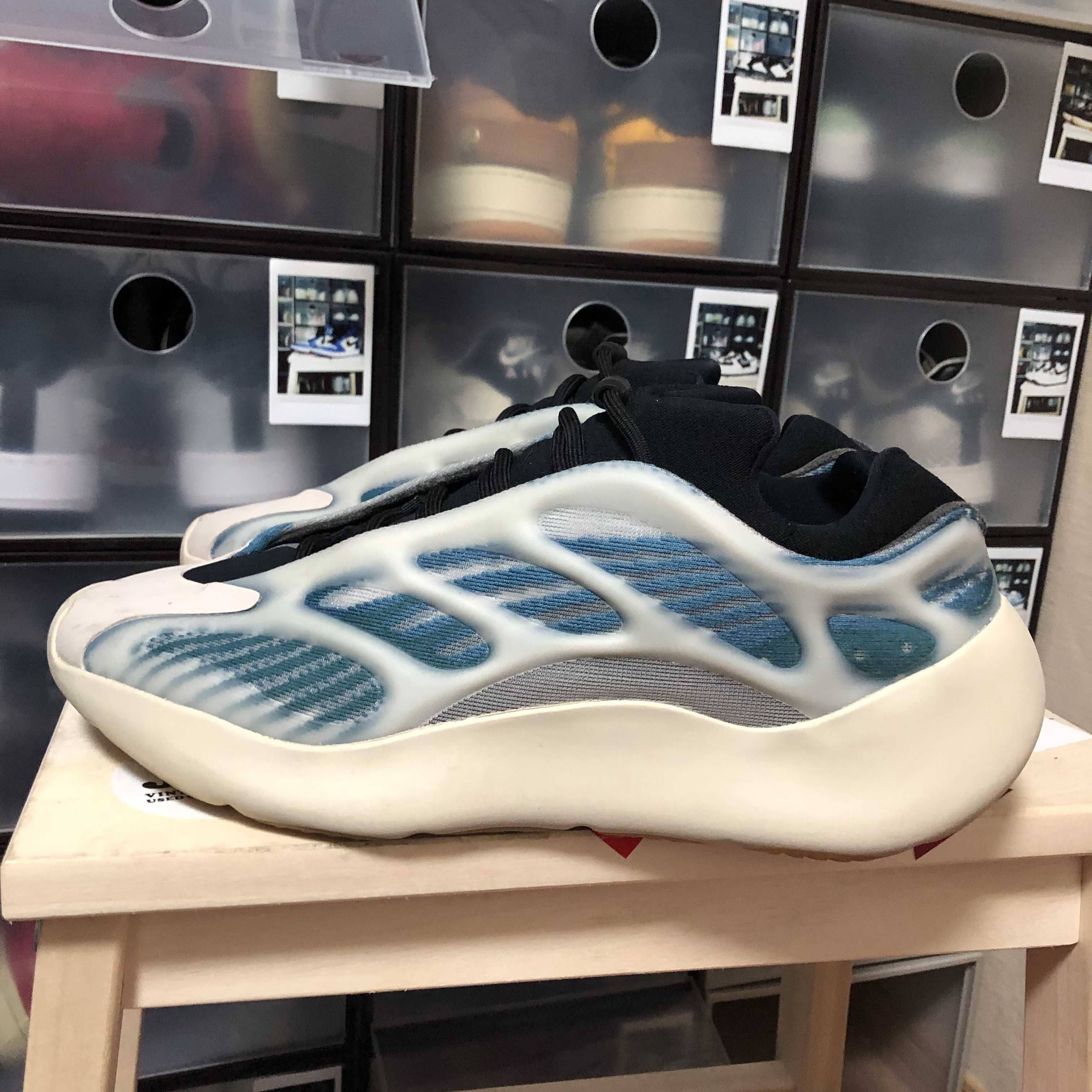 adidas YEEZY 700V3 "Kyanite"
