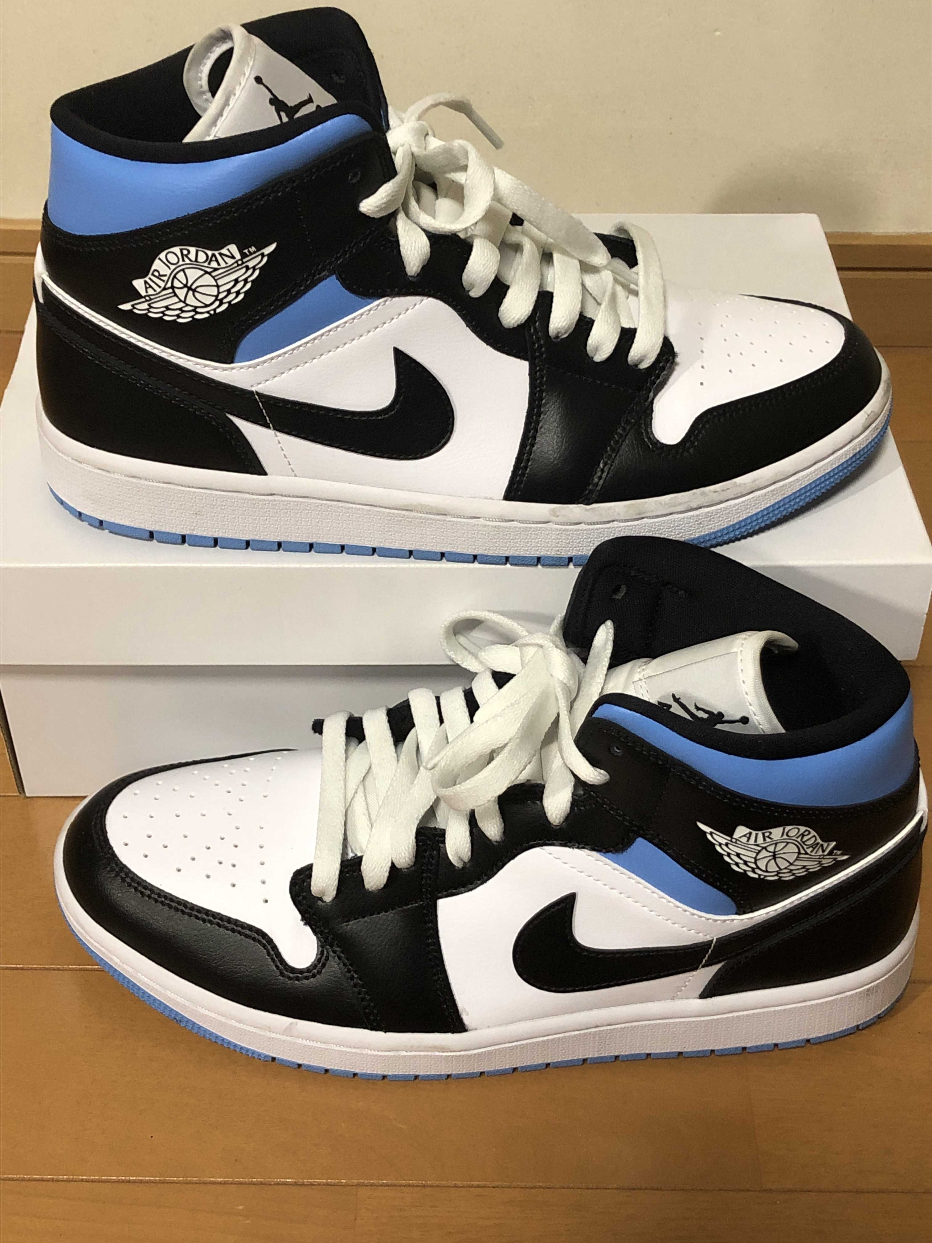 Nike Women's Air Jordan 1 Mid "Black/University Blue"