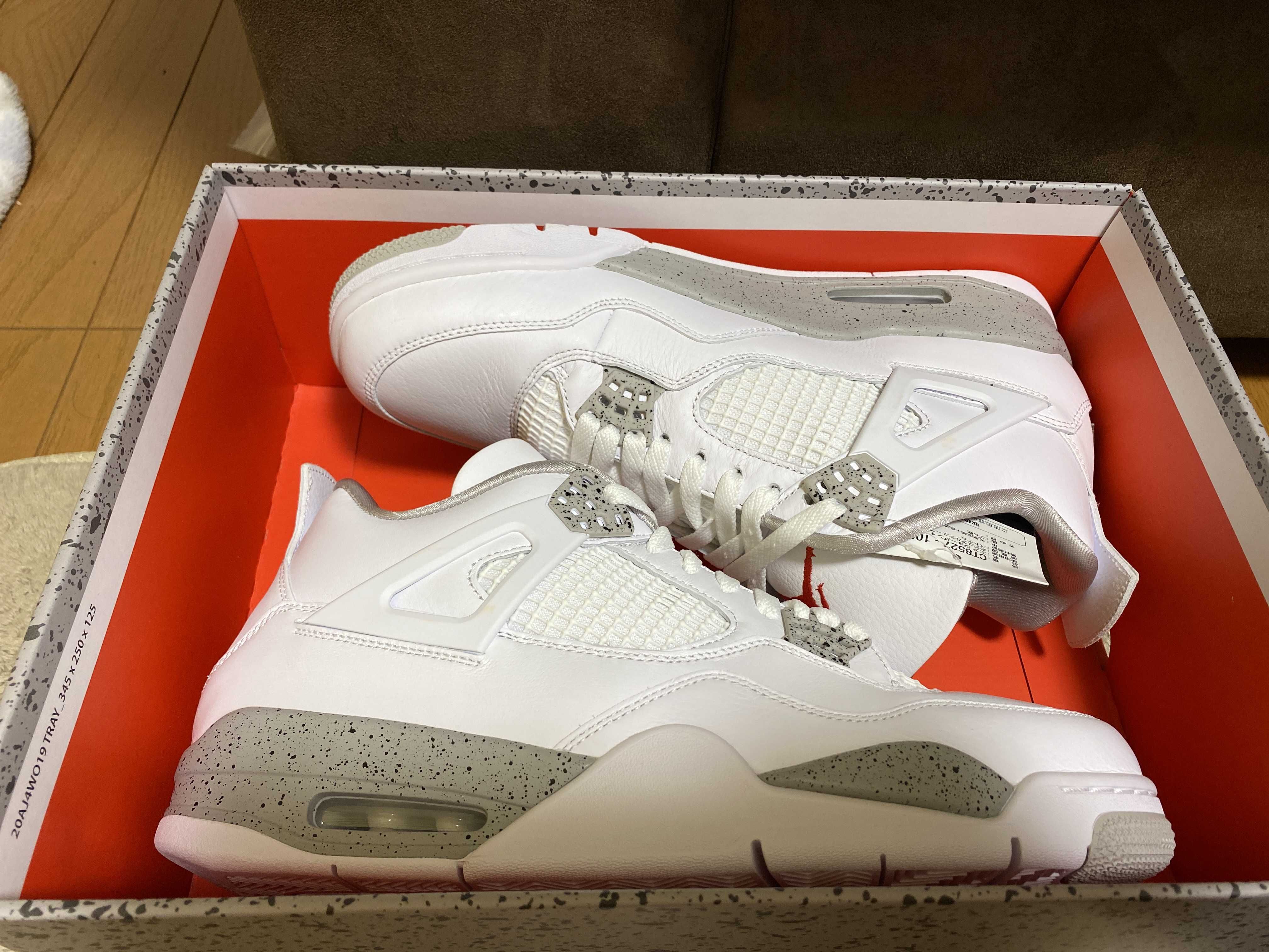 Nike Air Jordan 4 "Tech White"  