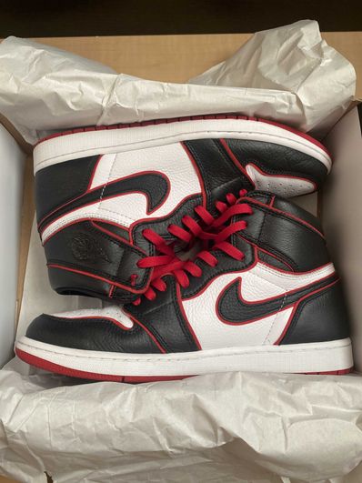 Nike Air Jordan 1 Retro High OG "Blood Line"