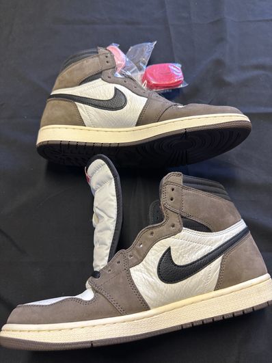 Travis Scott × Nike Air Jordan 1 Retro High OG TS SP "Sail/Dark Mocha"
