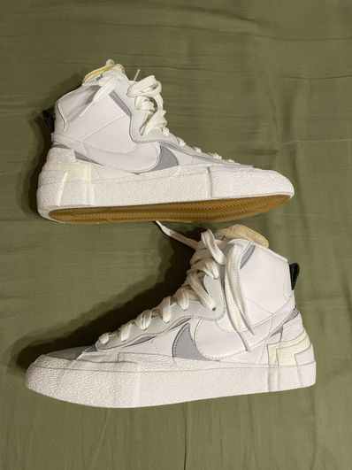 sacai × NIKE BLAZER MID "WHITE/WOLF GREY"