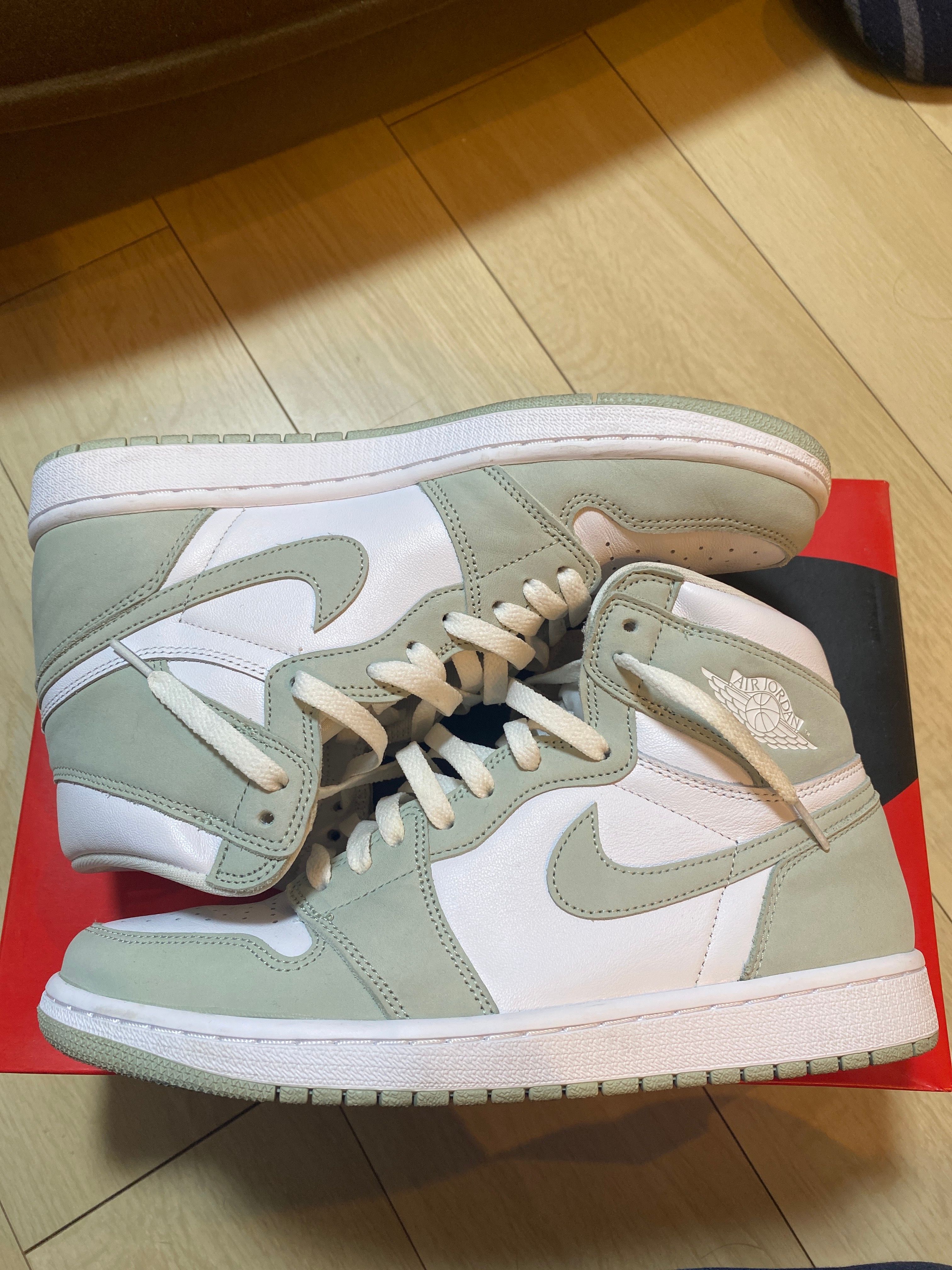 Nike Women's Air Jordan 1 High OG "Seafoam"