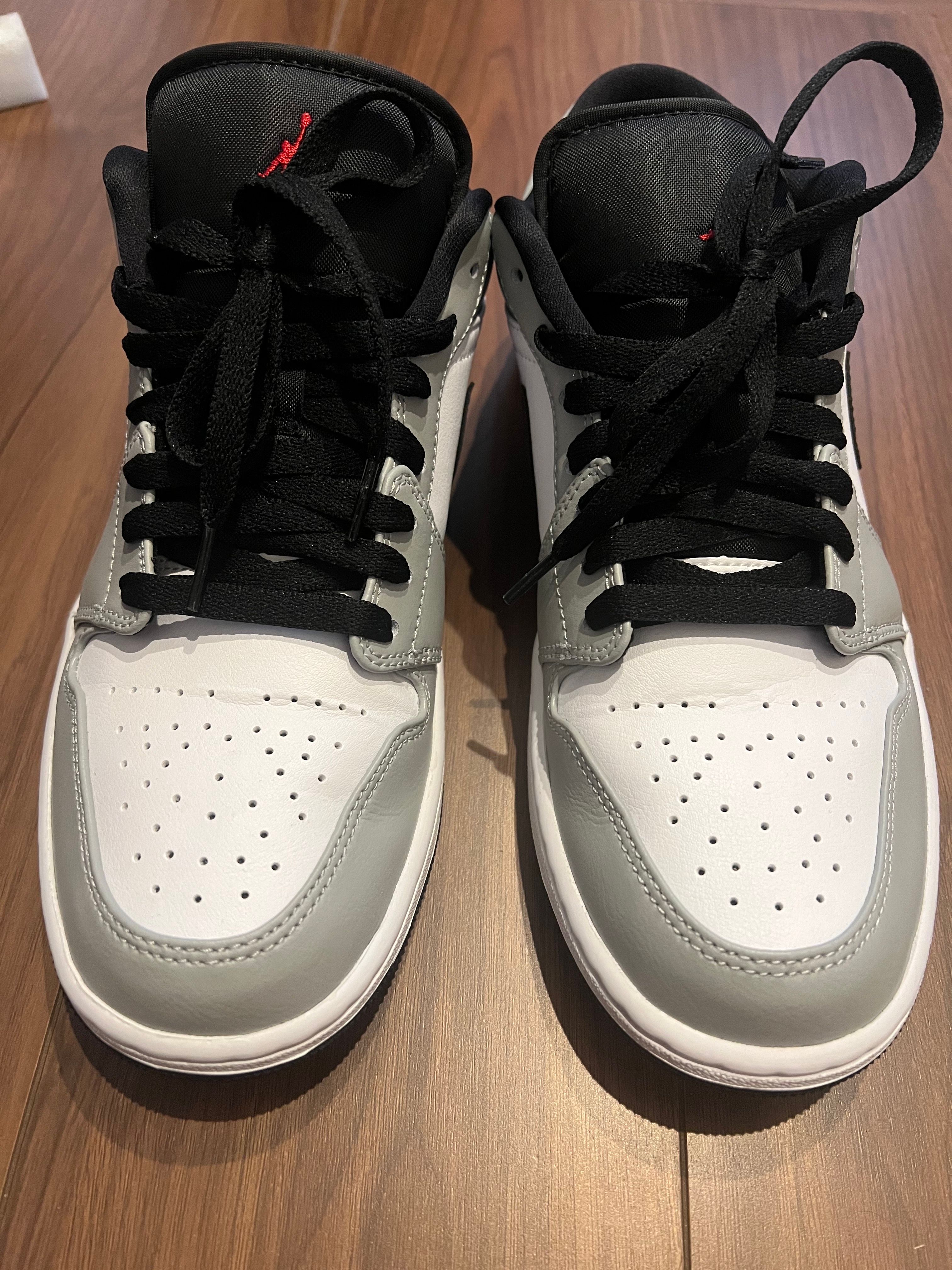 NIKE AIR JORDAN 1 LOW "LIGHT SMOKE GREY"