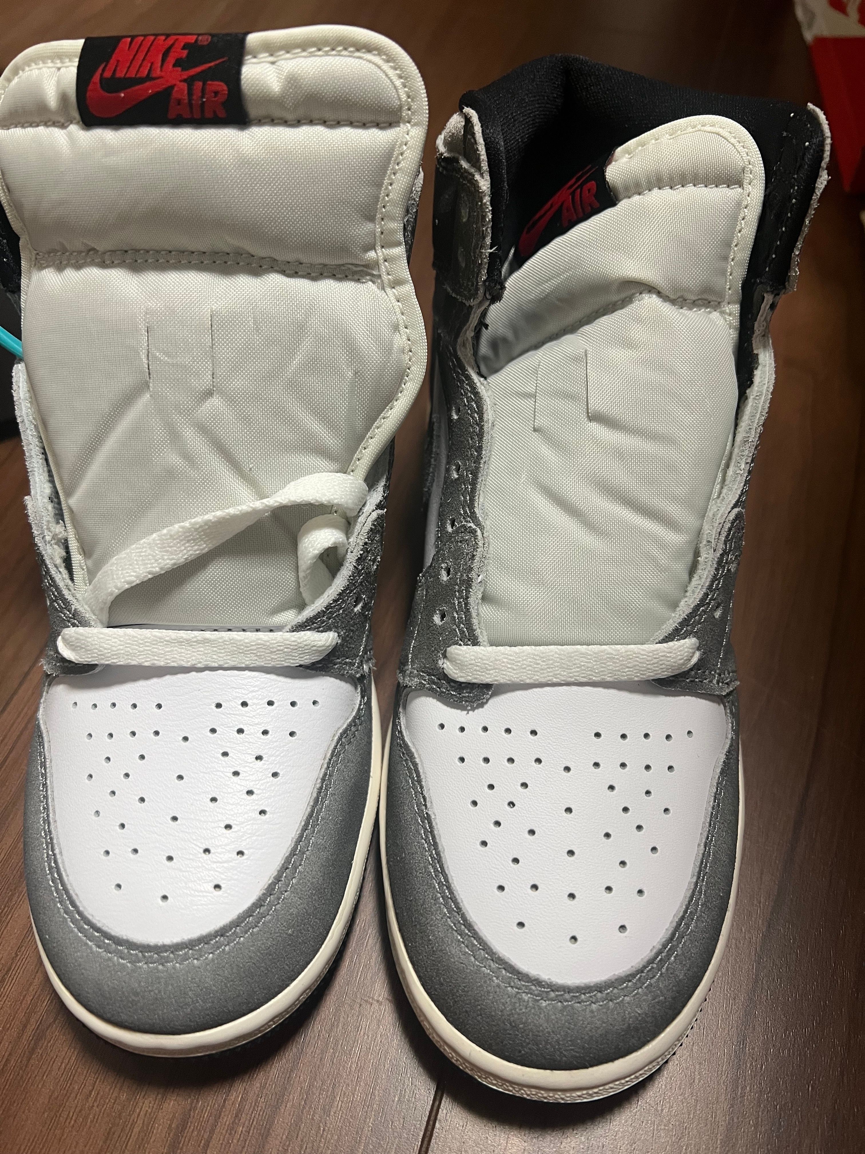 Nike GS Air Jordan 1 Retro High OG "Black and Smoke Grey"