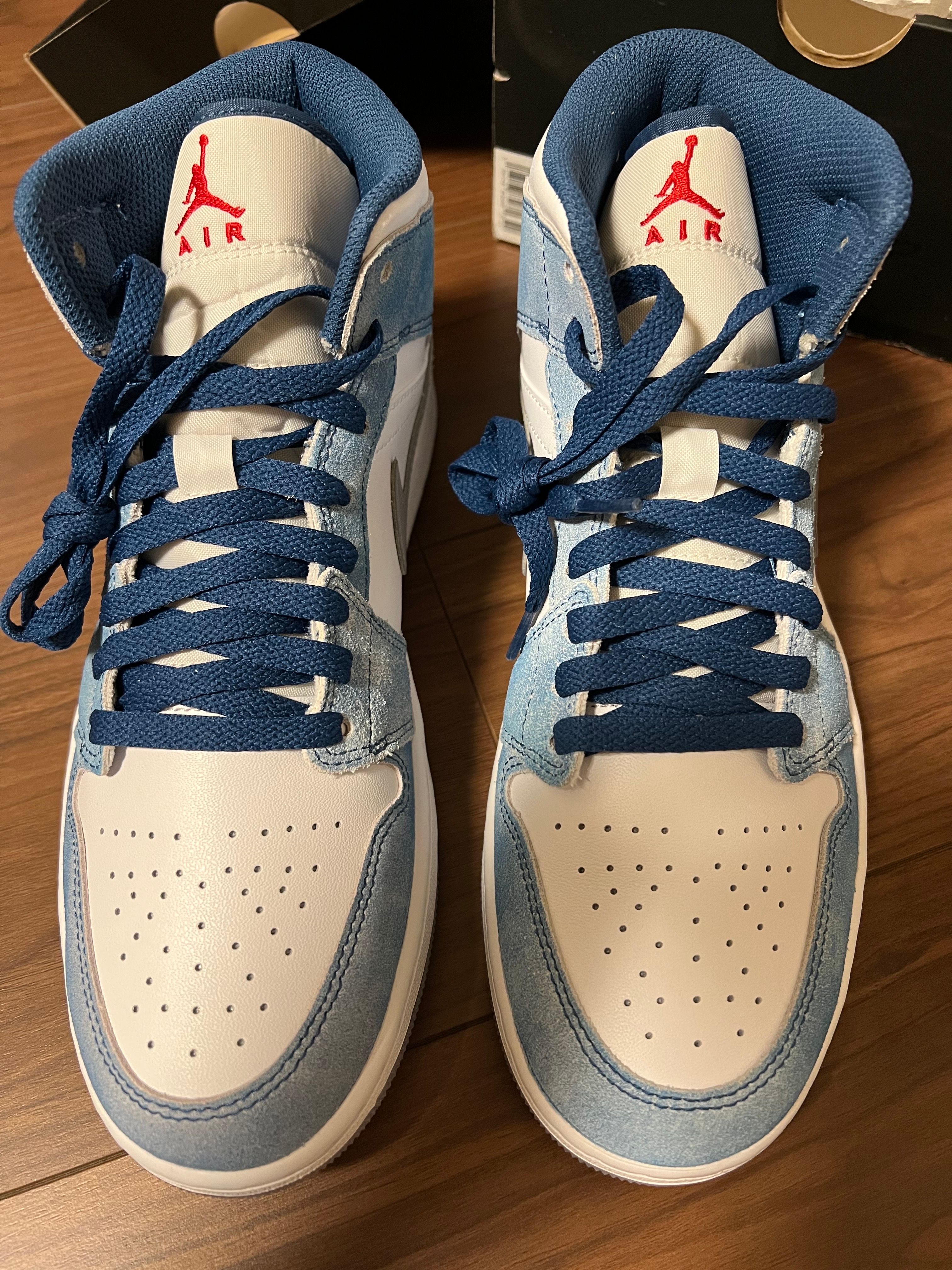 Nike Air Jordan 1 Mid SE "White/Hyper Royal/Red"