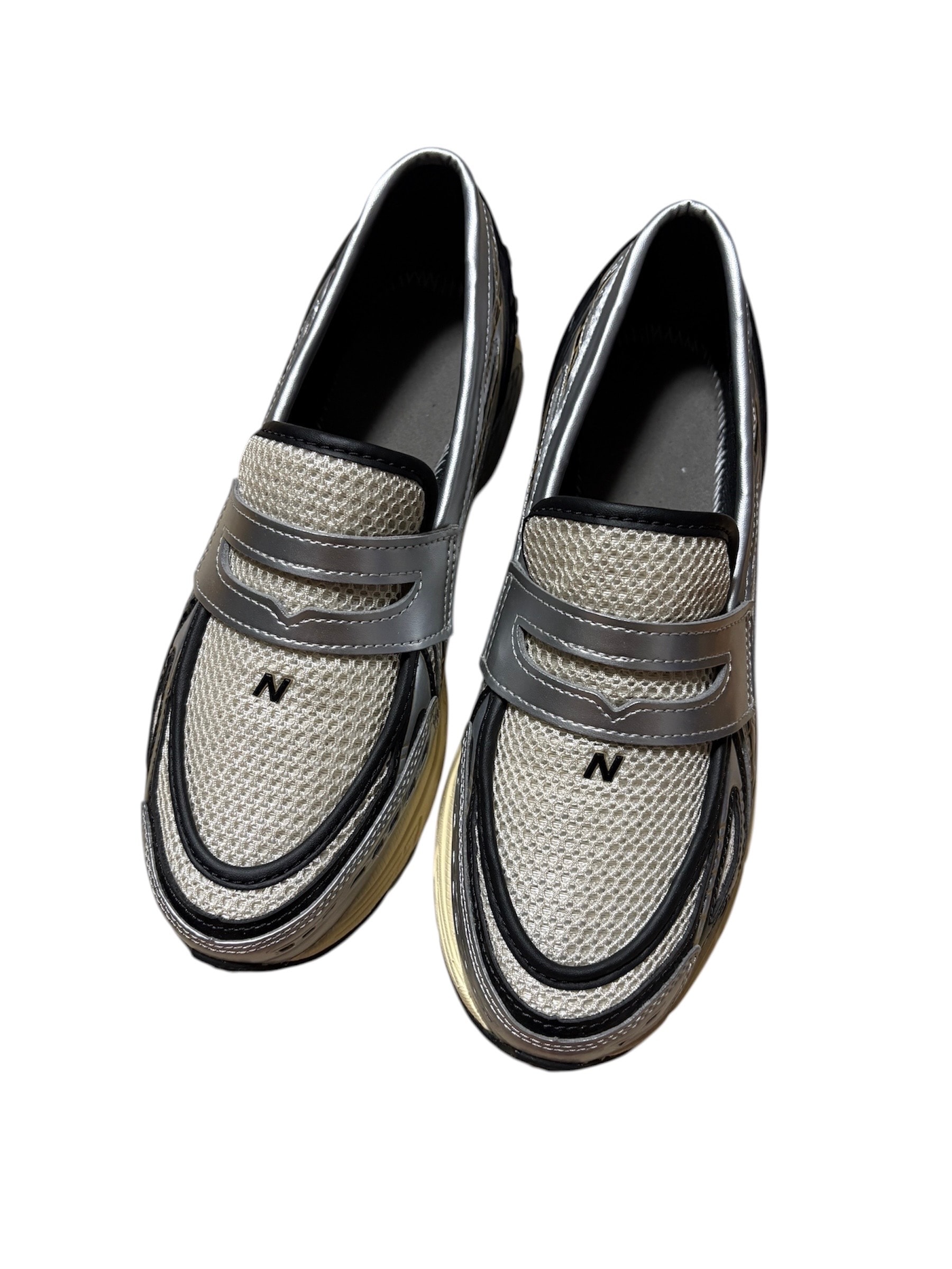 New Balance 1906L "Silver Metallic/Cream"