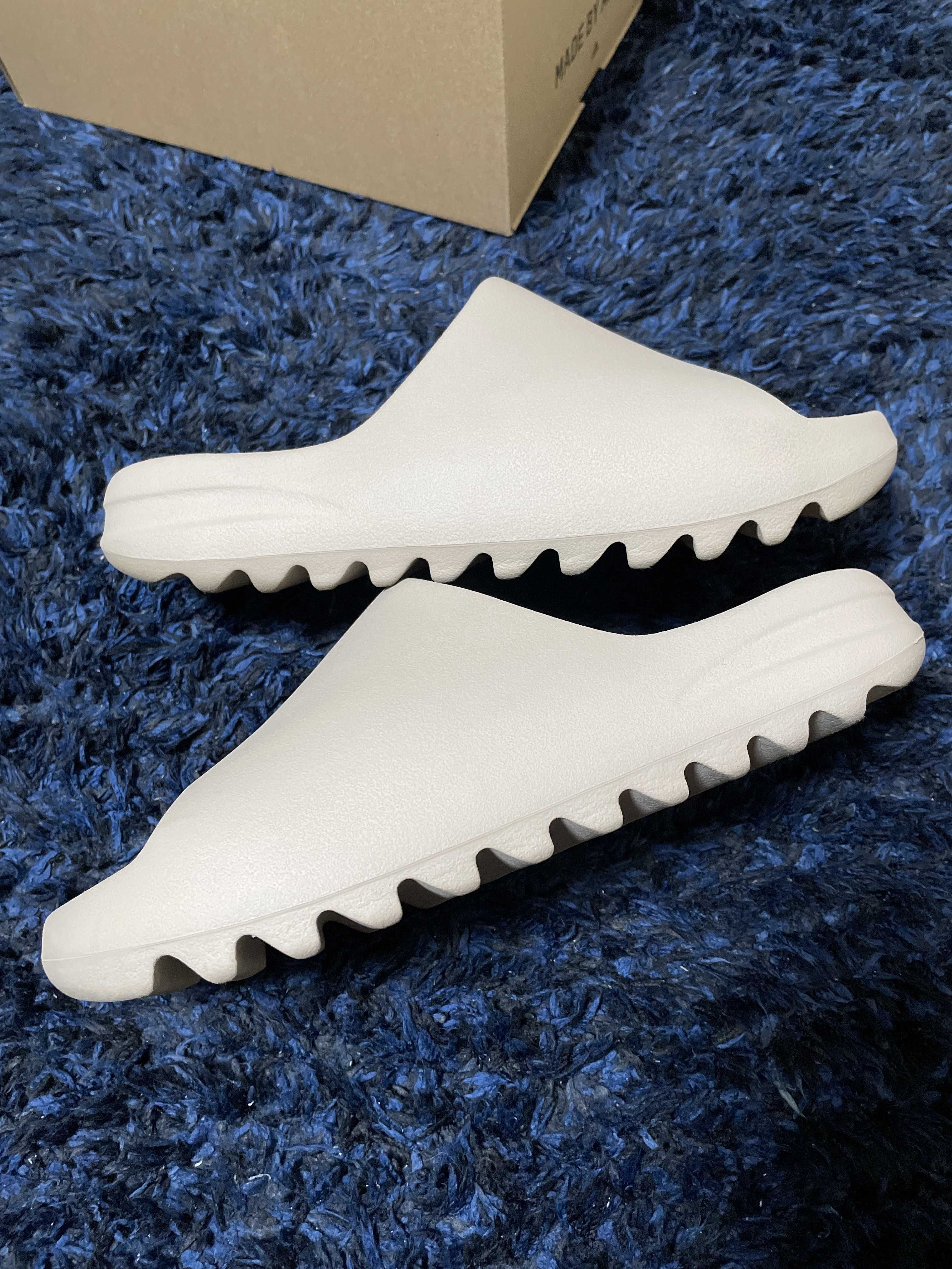 adidas YEEZY Slide "Pure" (GW1934)