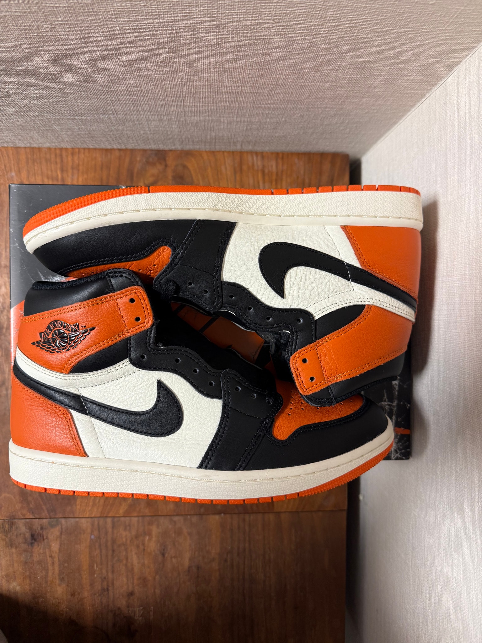 Nike Air Jordan 1 Retro High OG "Shattered Backboard" (2025)