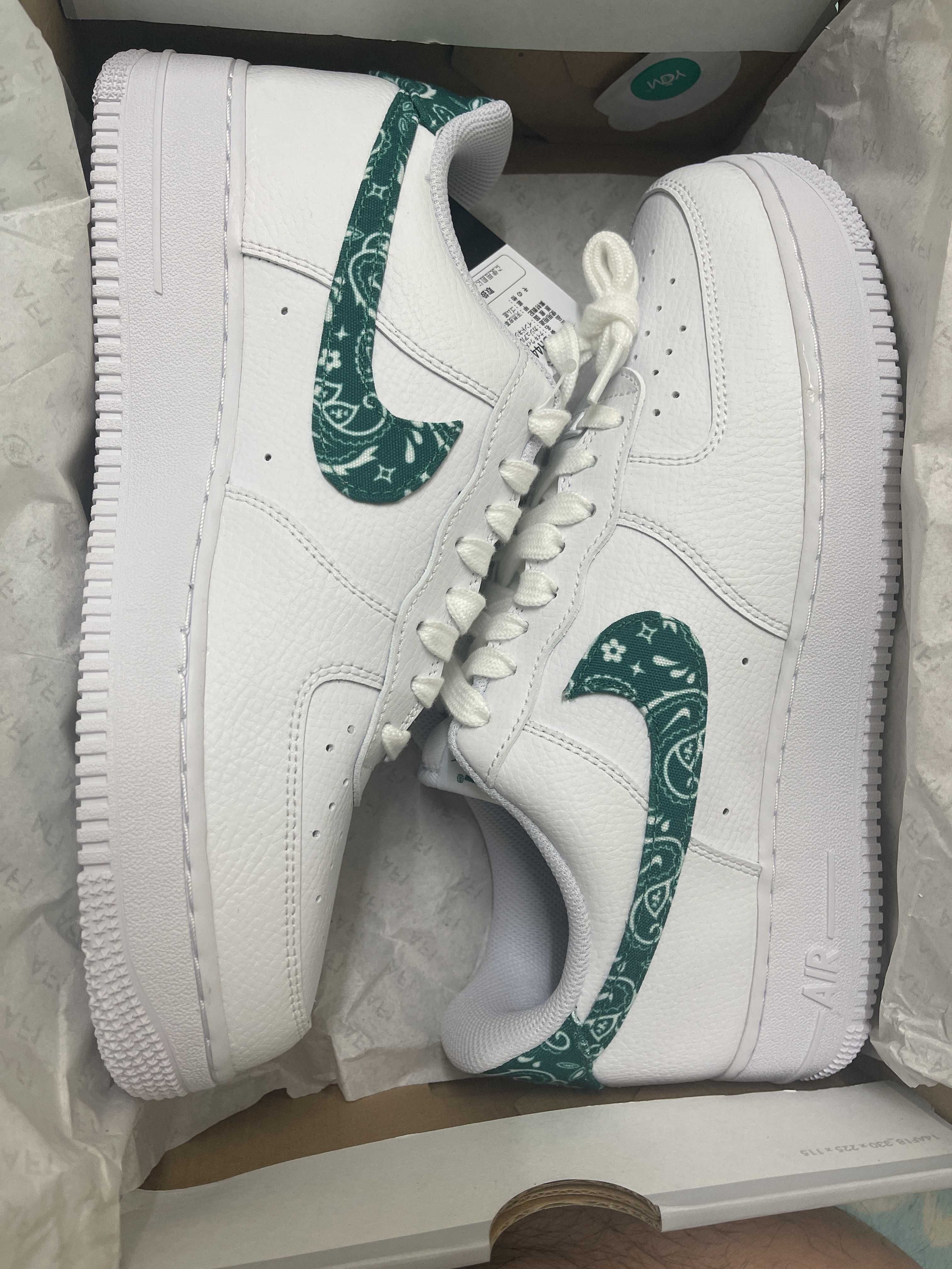 Nike Women's Air Force 1 Low '07 Essential "Green Paisley"