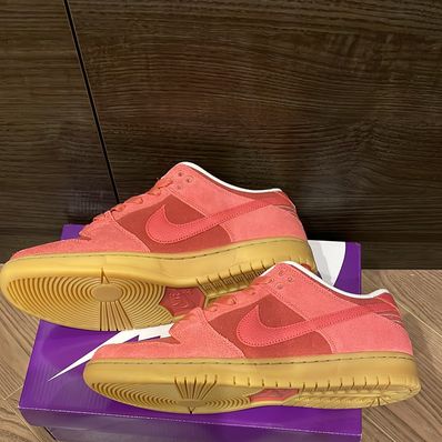 Nike SB Dunk Low "Adobe"